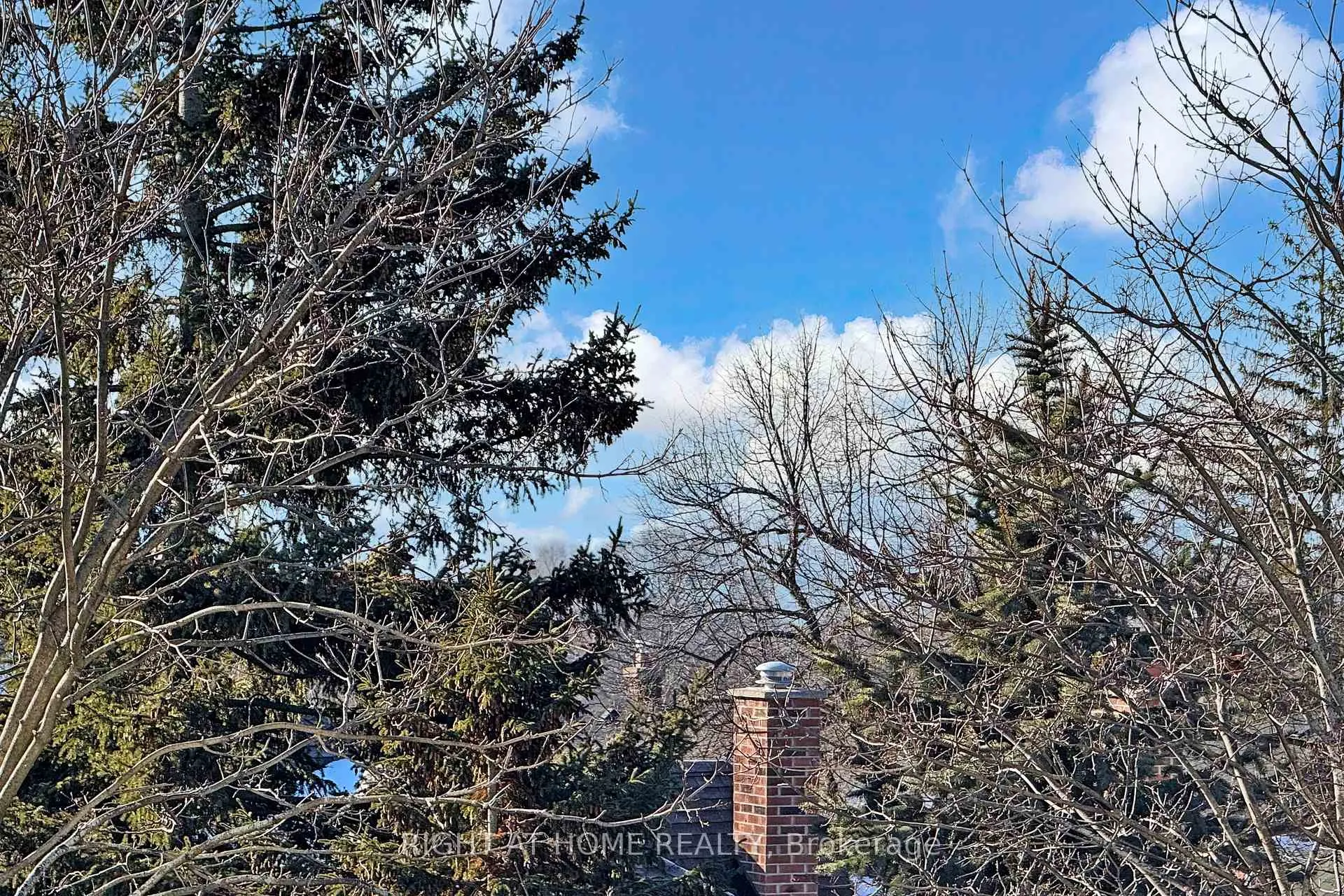 Photo 31 of Unit 404, 601 Kingston Road, Toronto, The Beaches — HOMEH