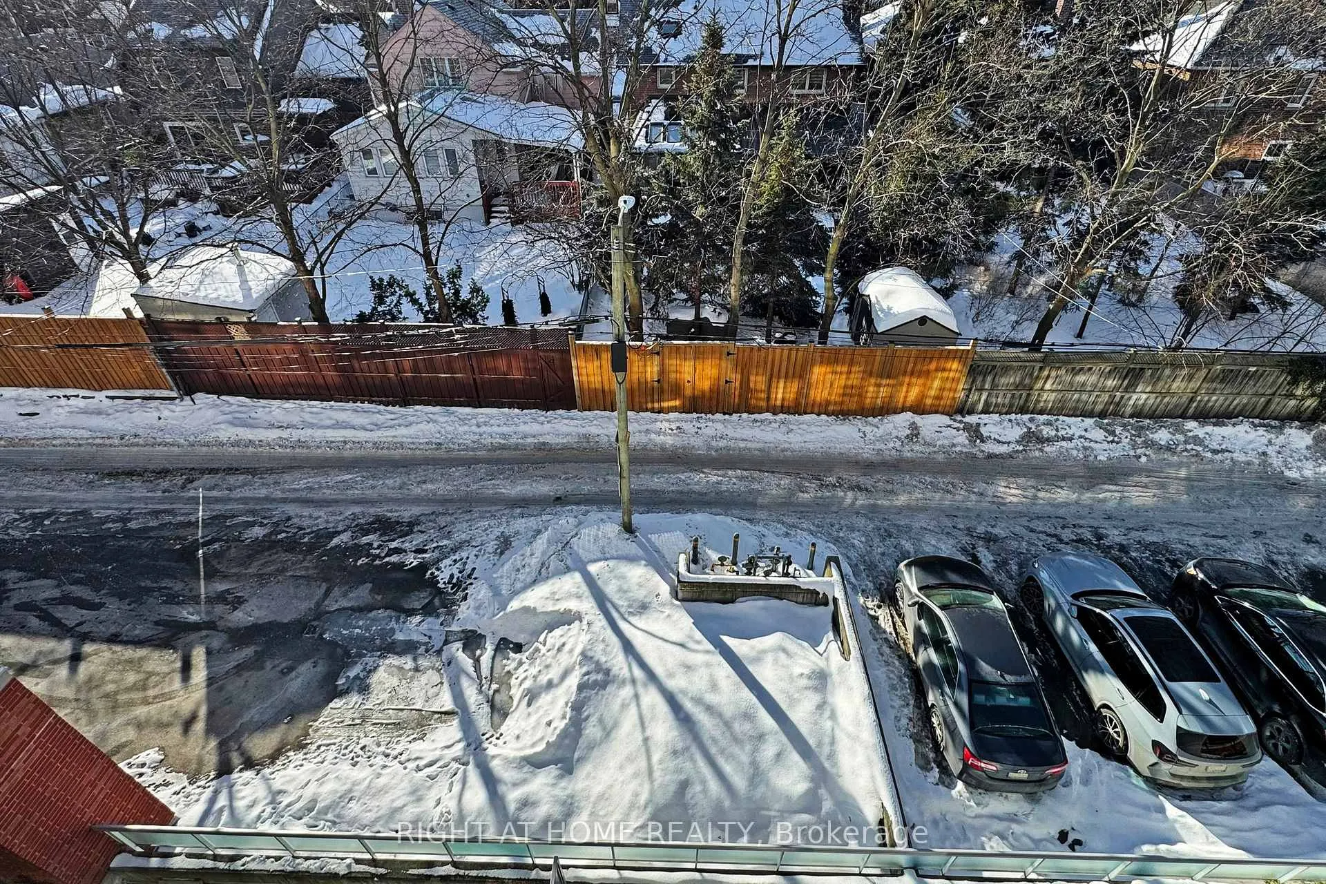 Photo 33 of Unit 404, 601 Kingston Road, Toronto, The Beaches — HOMEH