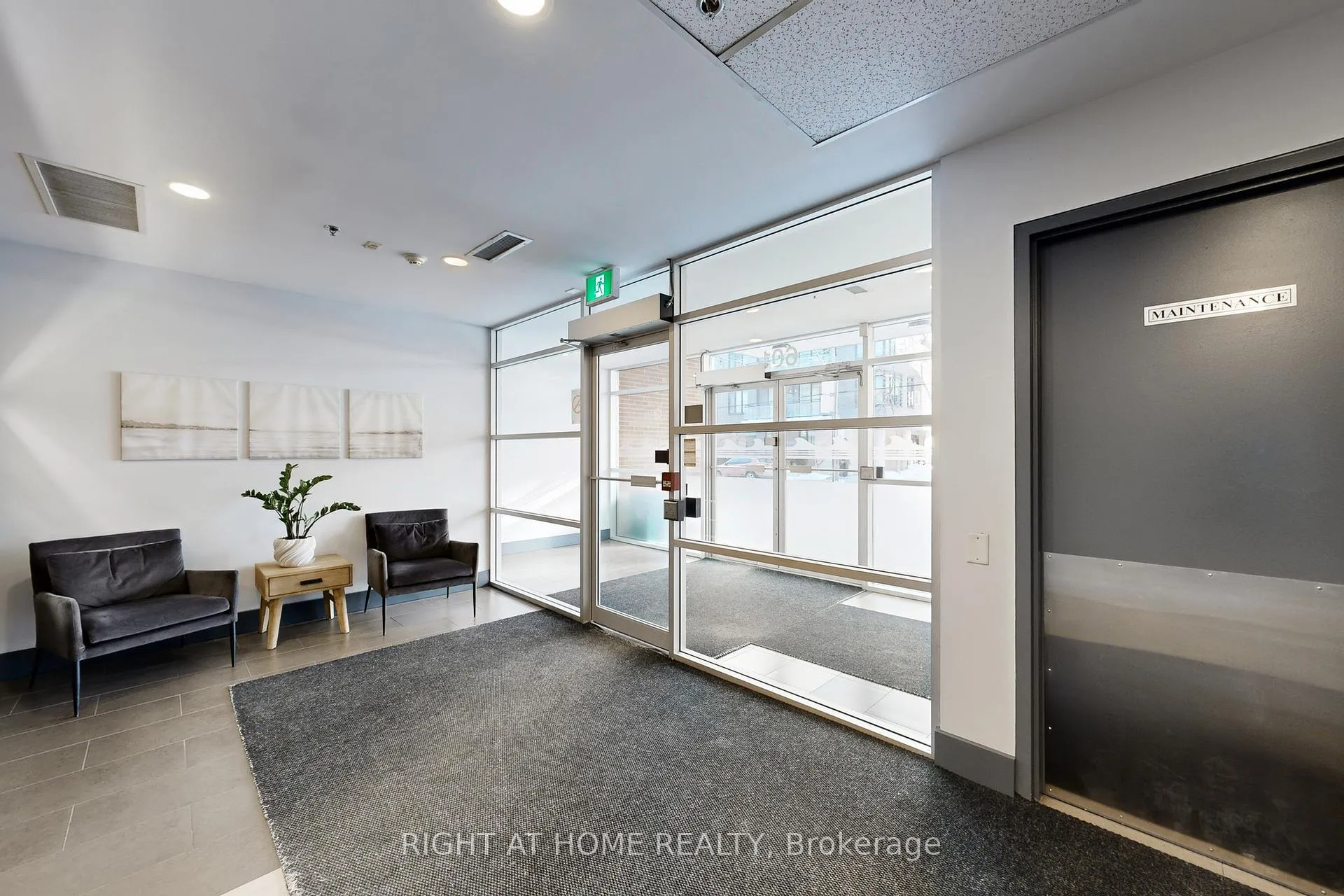 Photo 38 of Unit 404, 601 Kingston Road, Toronto, The Beaches — HOMEH