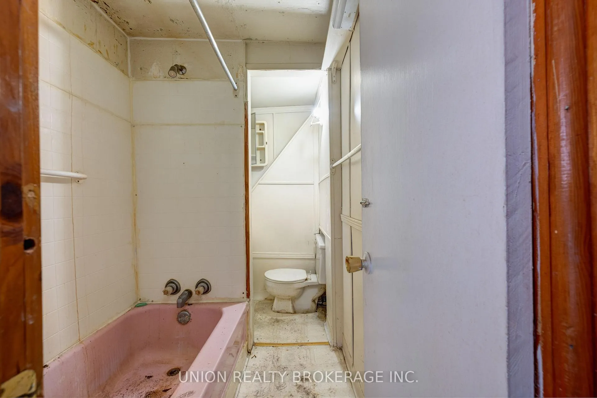 Photo 9 of 697 Manning Avenue, Toronto, The Annex — HOMEH