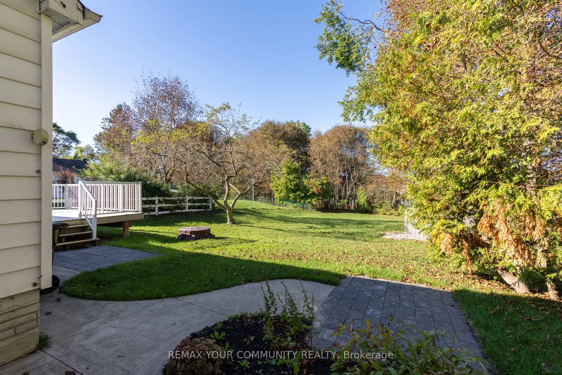 Photo 18 of 210 Cox Mill Road, Barrie, Painswick North — HOMEH