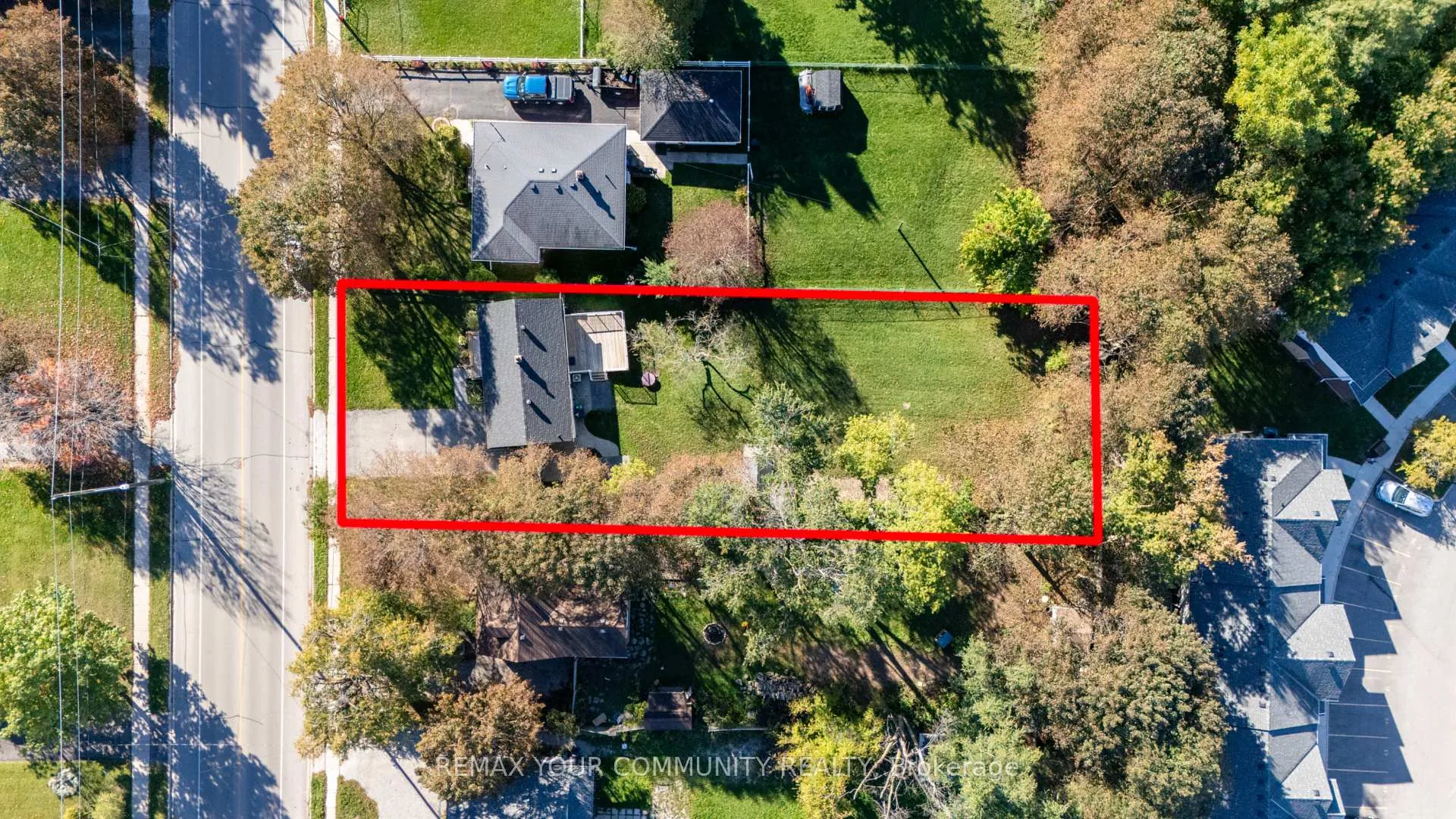Photo 23 of 210 Cox Mill Road, Barrie, Painswick North — HOMEH