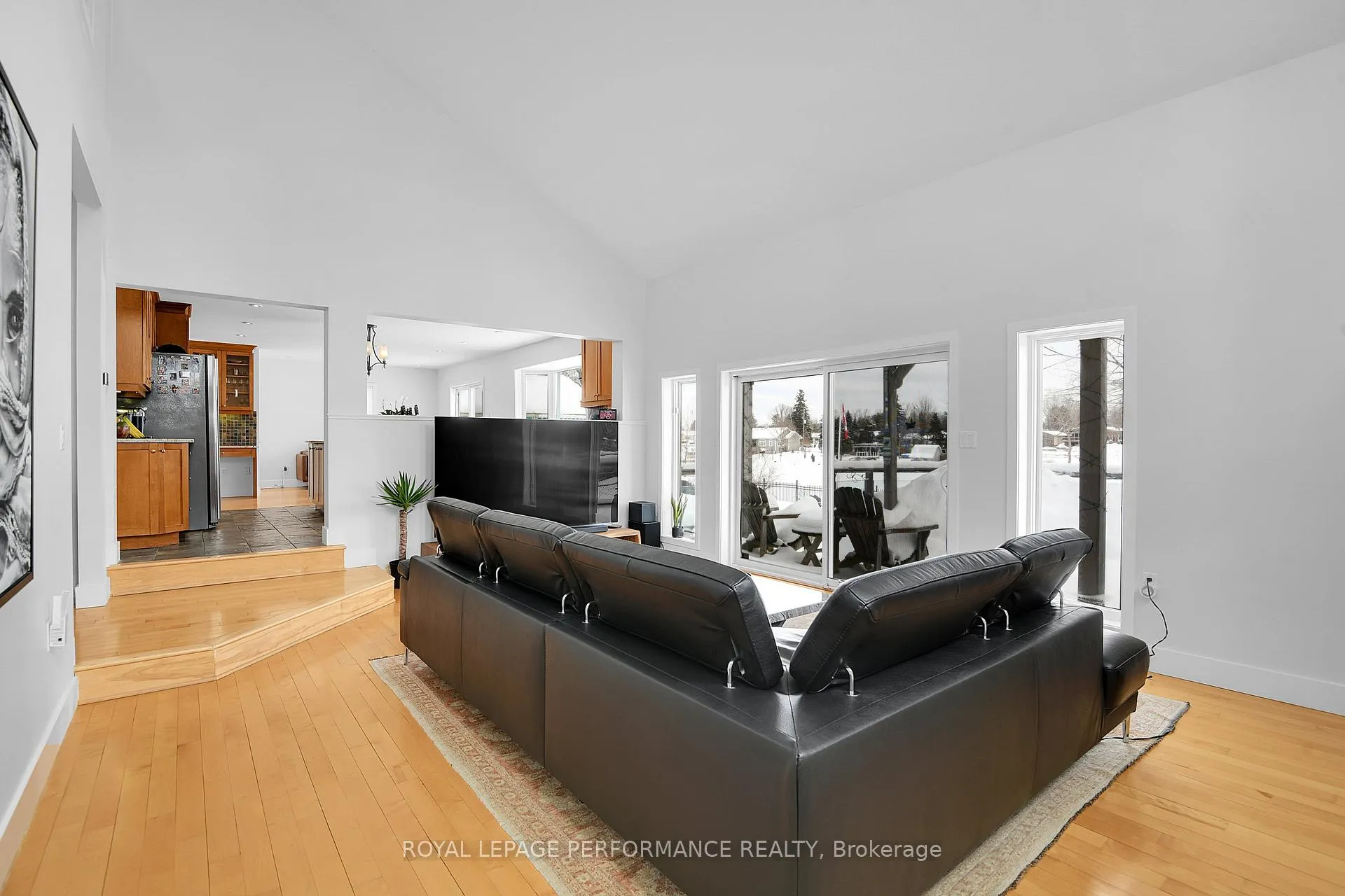 Photo 7 of 6099 James Bell Drive, Ottawa, Manotick South to Roger Stevens — HOMEH