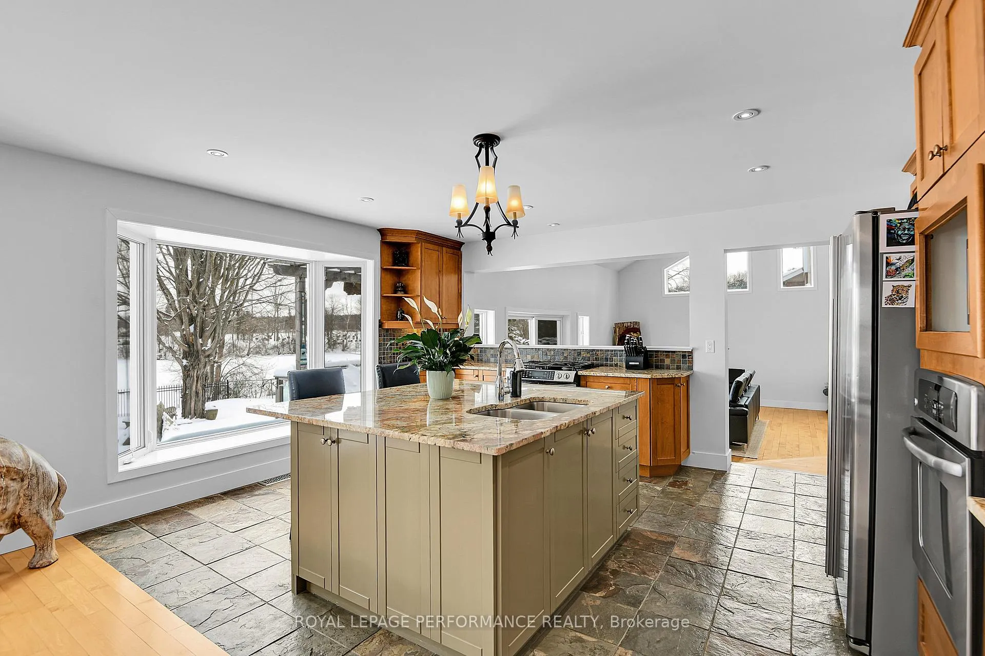 Photo 10 of 6099 James Bell Drive, Ottawa, Manotick South to Roger Stevens — HOMEH