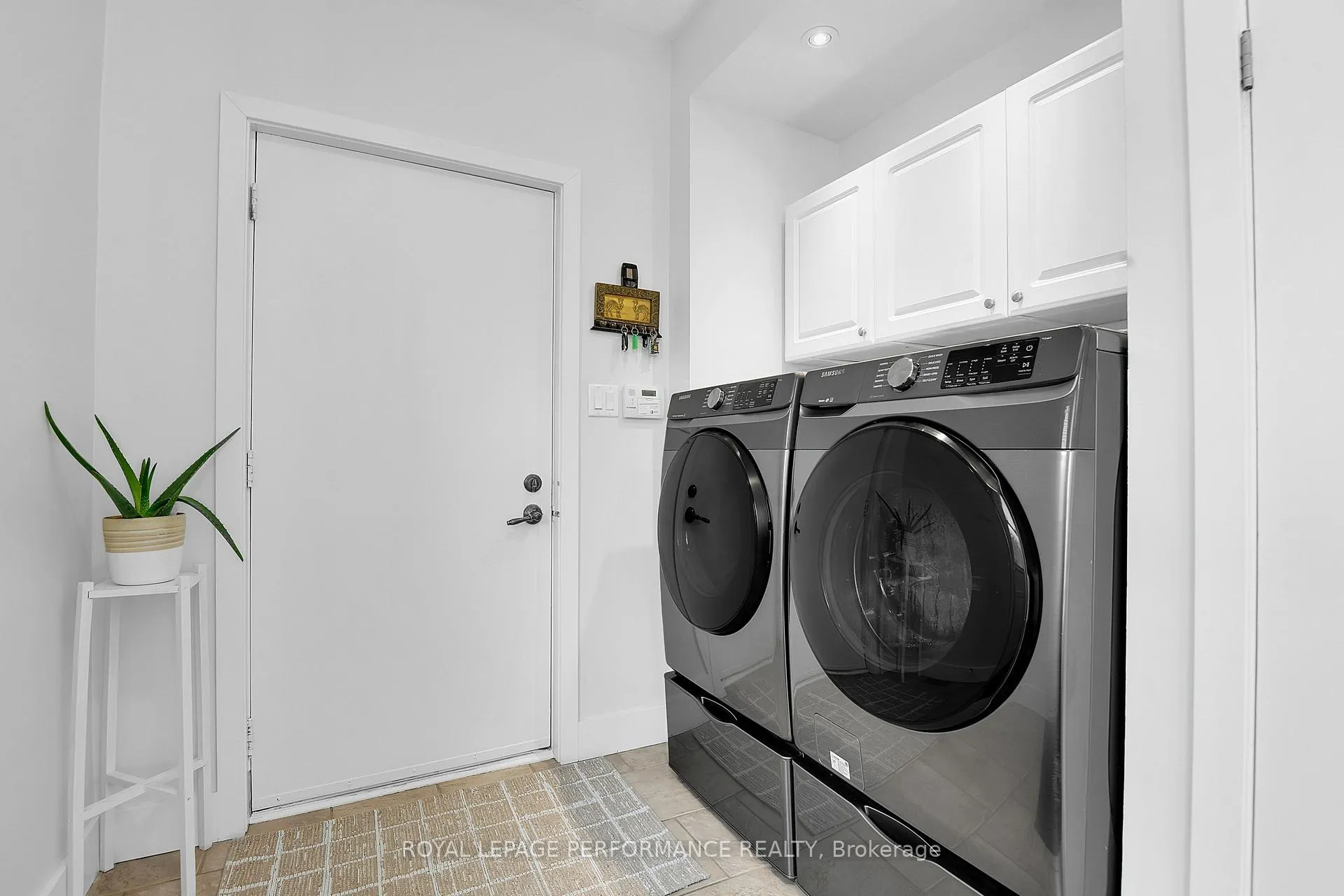 Photo 18 of 6099 James Bell Drive, Ottawa, Manotick South to Roger Stevens — HOMEH