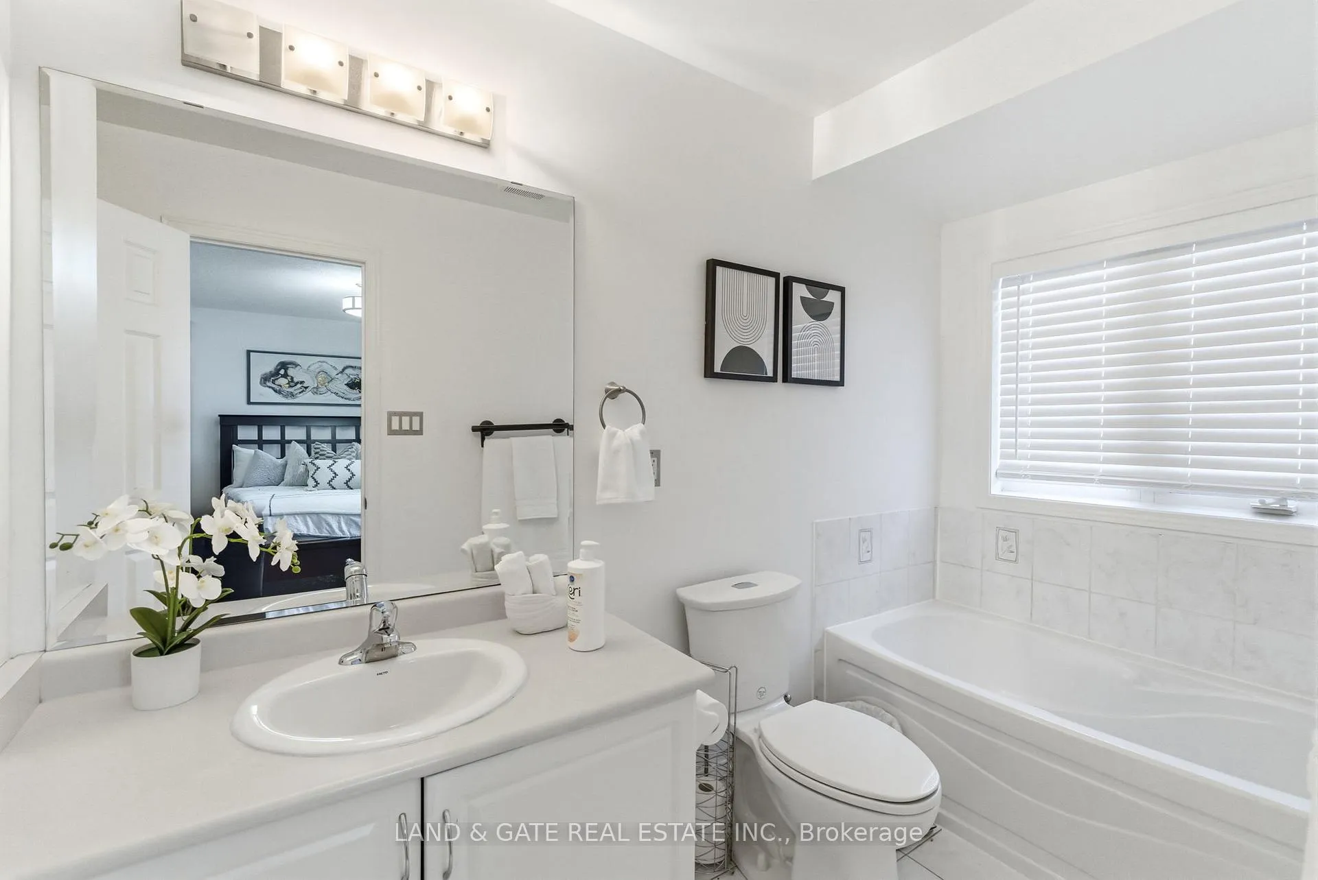 Photo 27 of 1809 Appleby Line, Burlington, Uptown — HOMEH