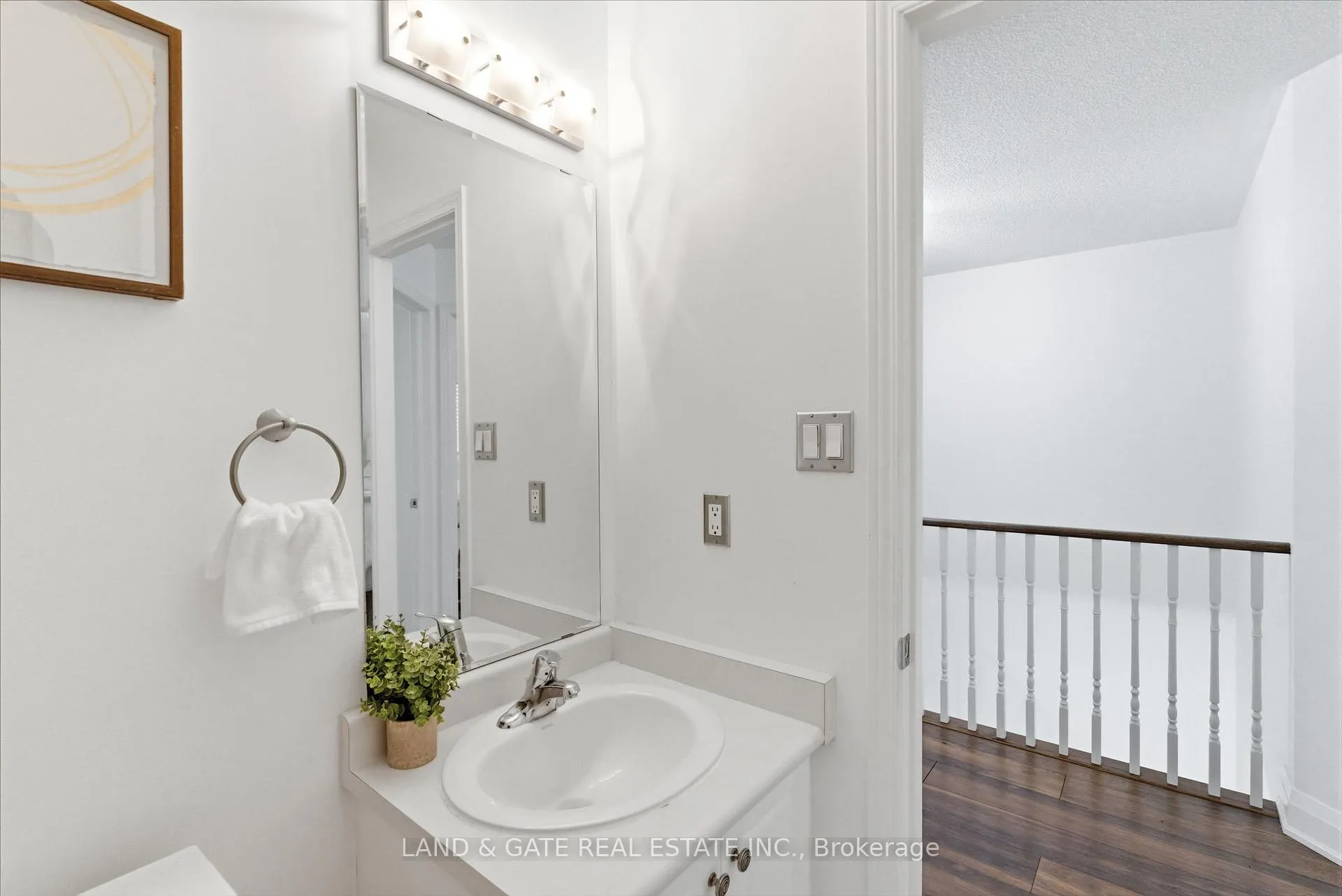 Photo 33 of 1809 Appleby Line, Burlington, Uptown — HOMEH