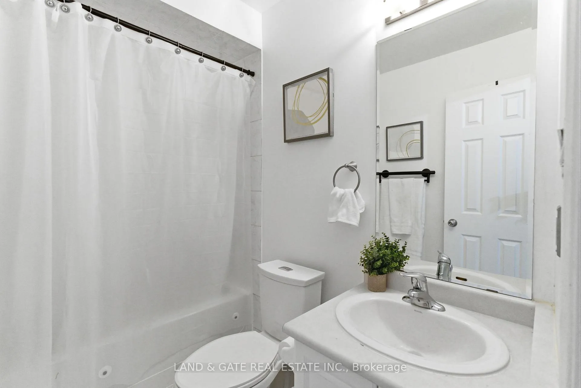 Photo 34 of 1809 Appleby Line, Burlington, Uptown — HOMEH