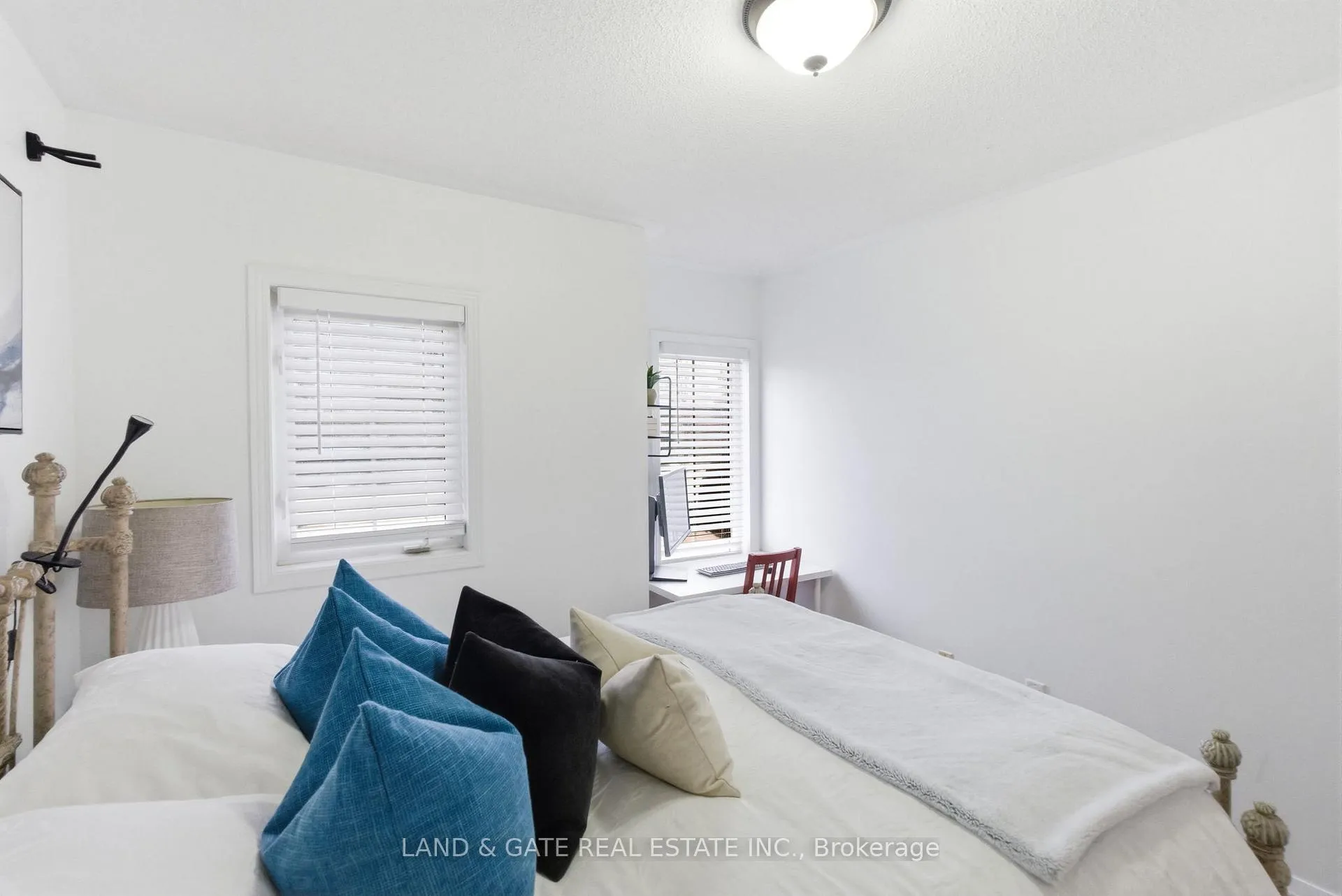 Photo 37 of 1809 Appleby Line, Burlington, Uptown — HOMEH