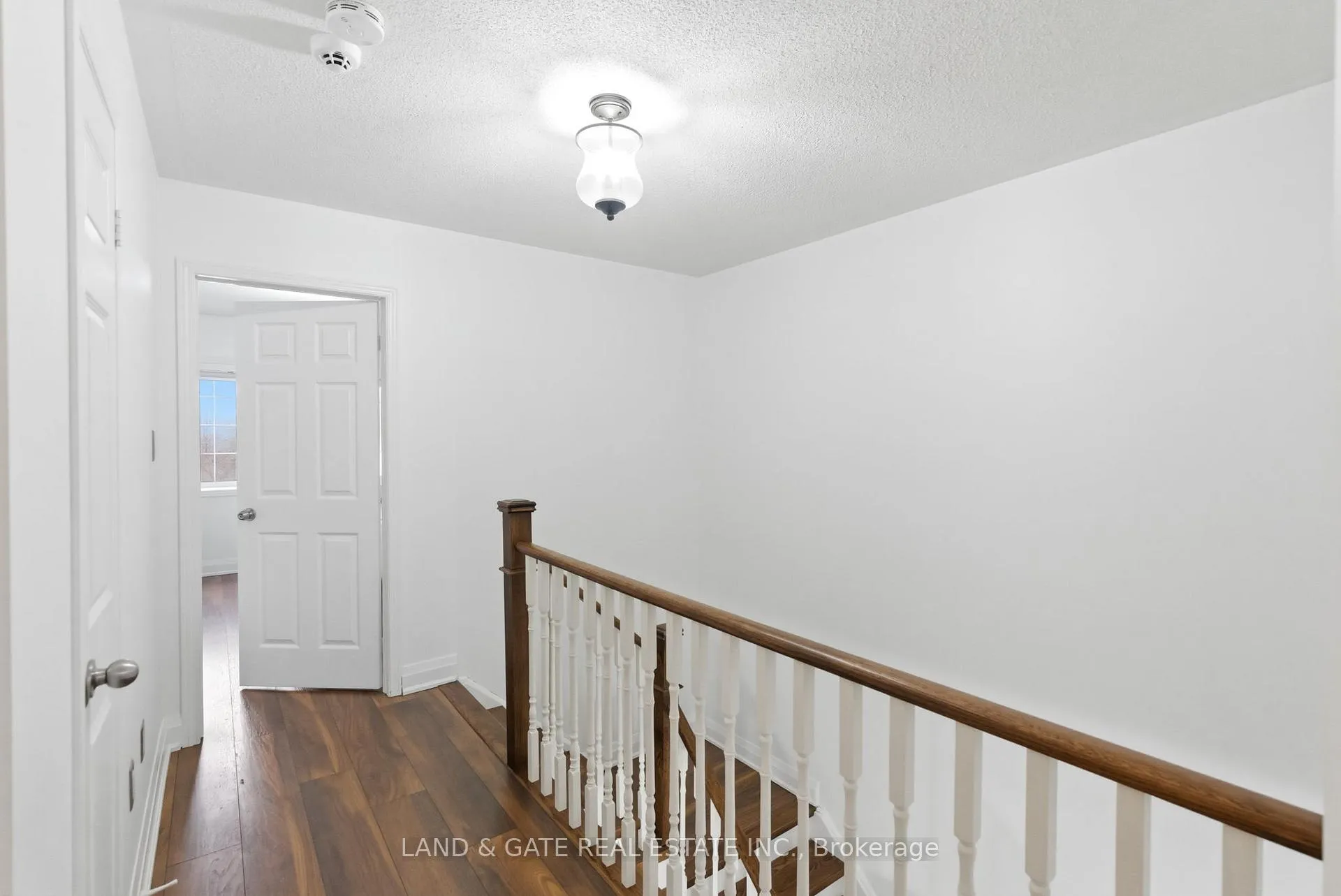 Photo 39 of 1809 Appleby Line, Burlington, Uptown — HOMEH