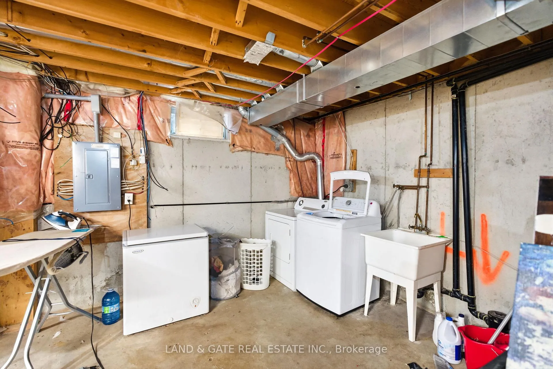 Photo 40 of 1809 Appleby Line, Burlington, Uptown — HOMEH