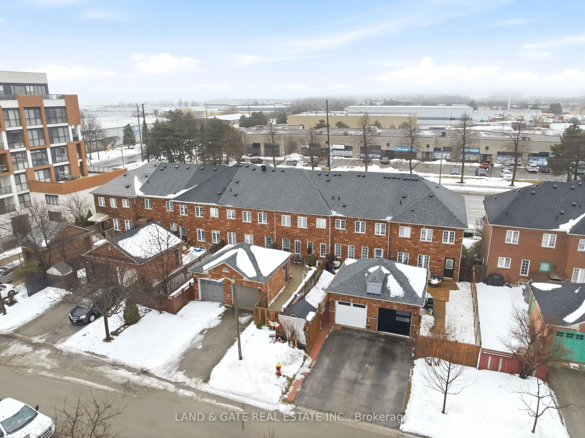 Photo 47 of 1809 Appleby Line, Burlington, Uptown — HOMEH