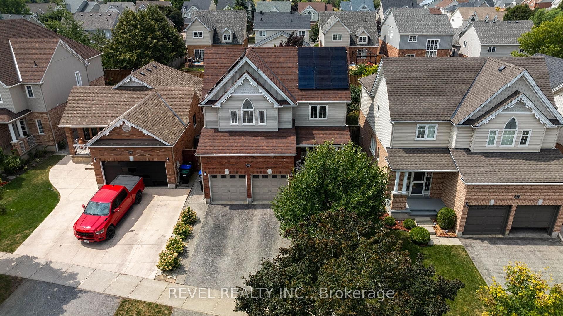Photo 2 of 1058 Muriel Street, Innisfil, Alcona — HOMEH