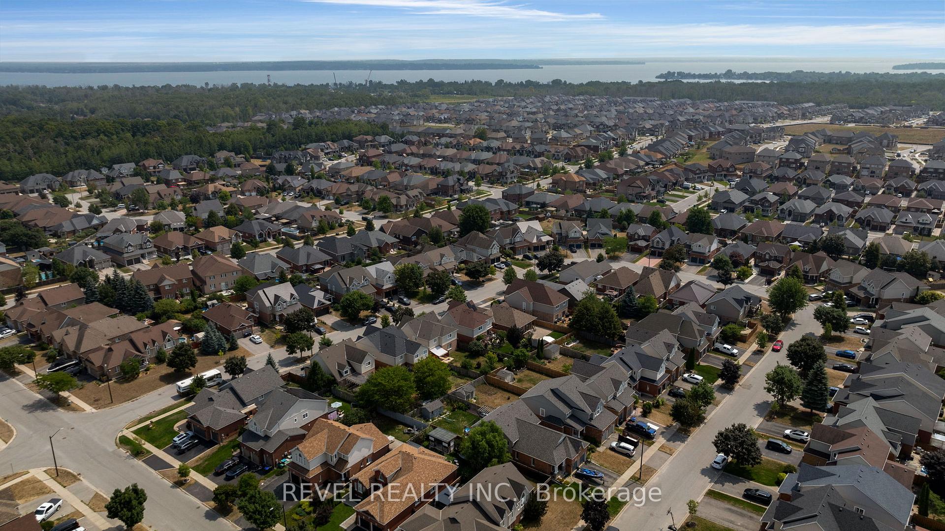 Photo 36 of 1058 Muriel Street, Innisfil, Alcona — HOMEH