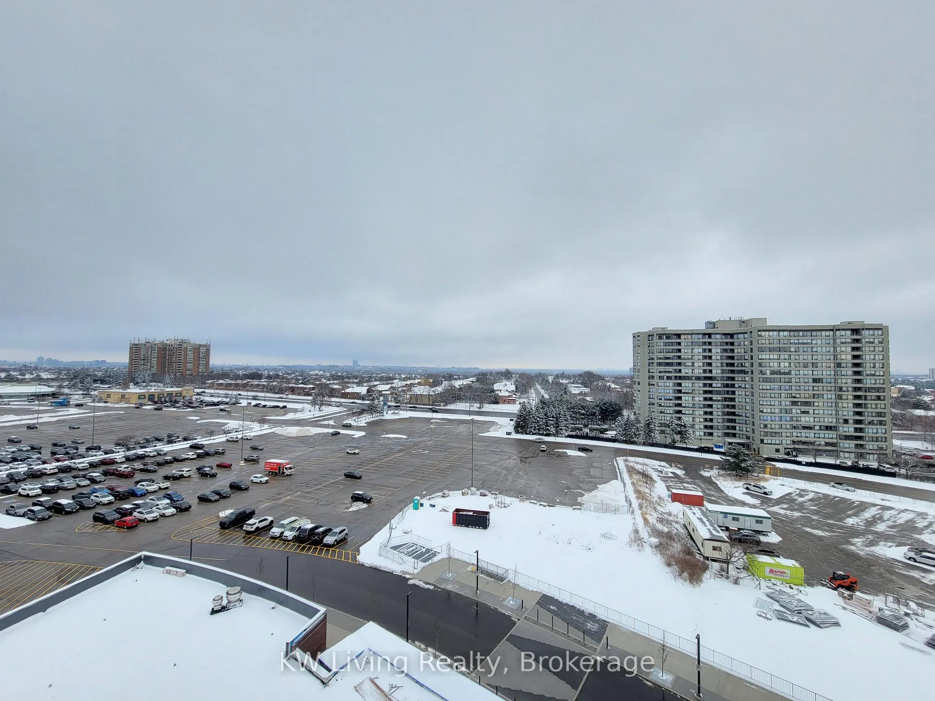 Photo 19 of Unit 809, 50 Upper Mall Way, Vaughan, Brownridge — HOMEH