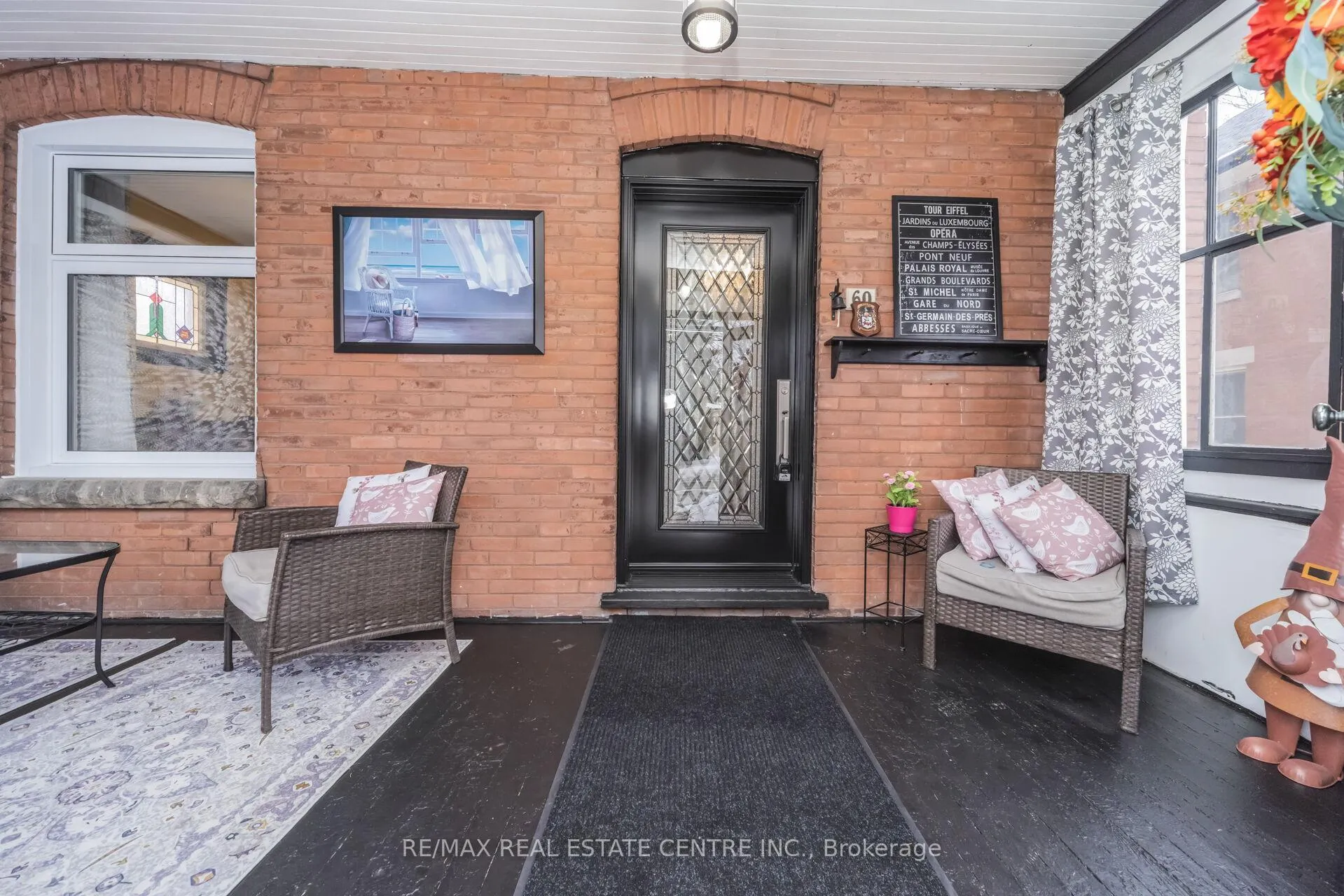 Photo 5 of 60 Rosedale Avenue W, Brampton, Downtown Brampton — HOMEH