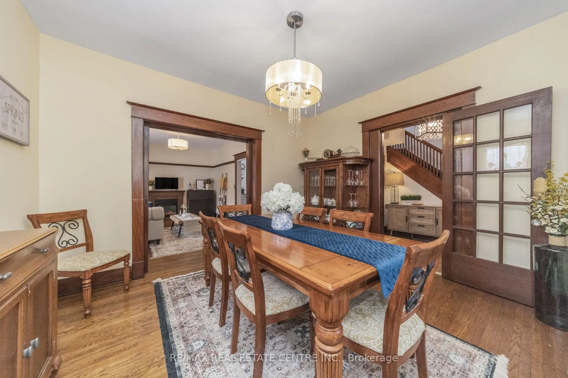 Photo 10 of 60 Rosedale Avenue W, Brampton, Downtown Brampton — HOMEH
