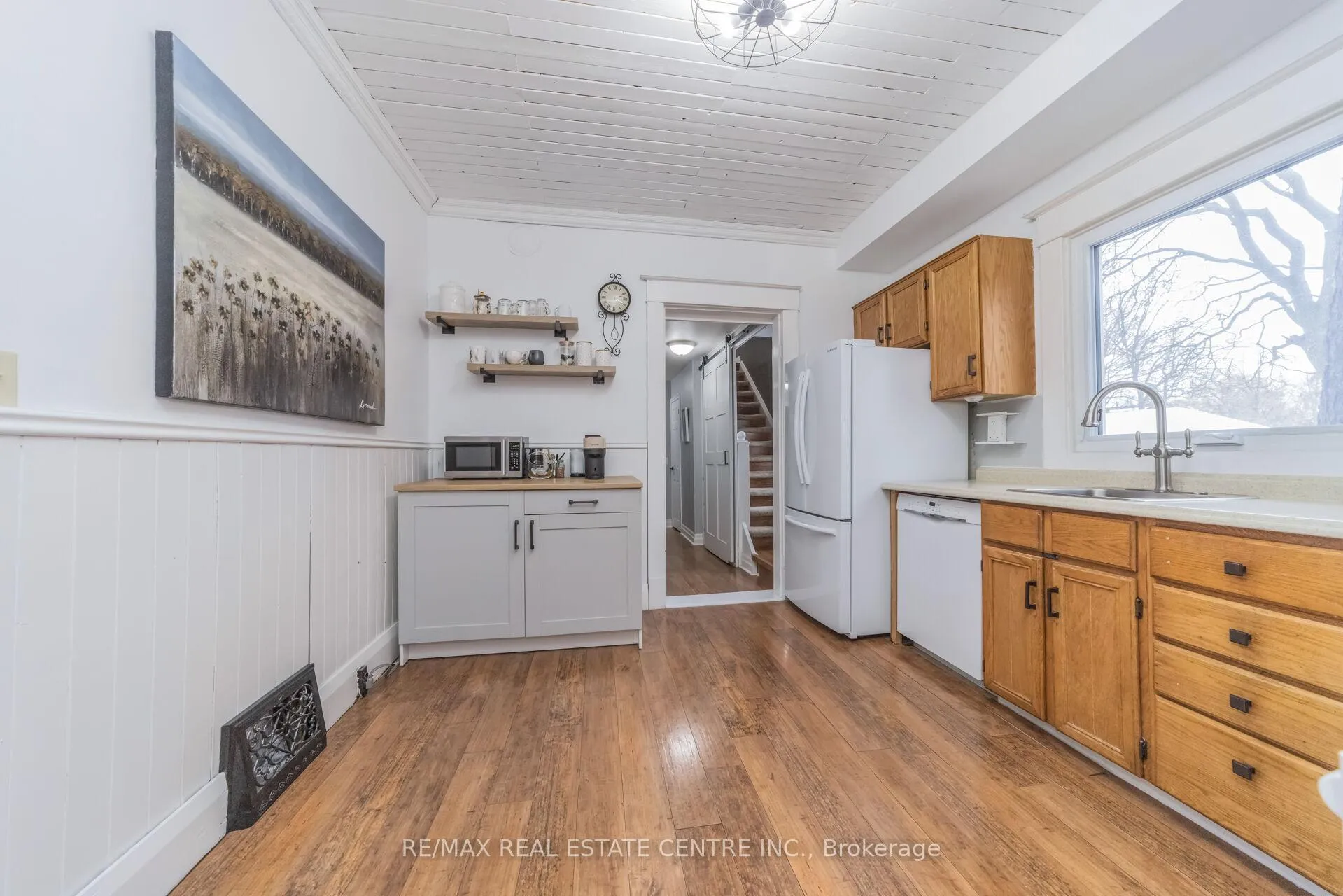 Photo 14 of 60 Rosedale Avenue W, Brampton, Downtown Brampton — HOMEH