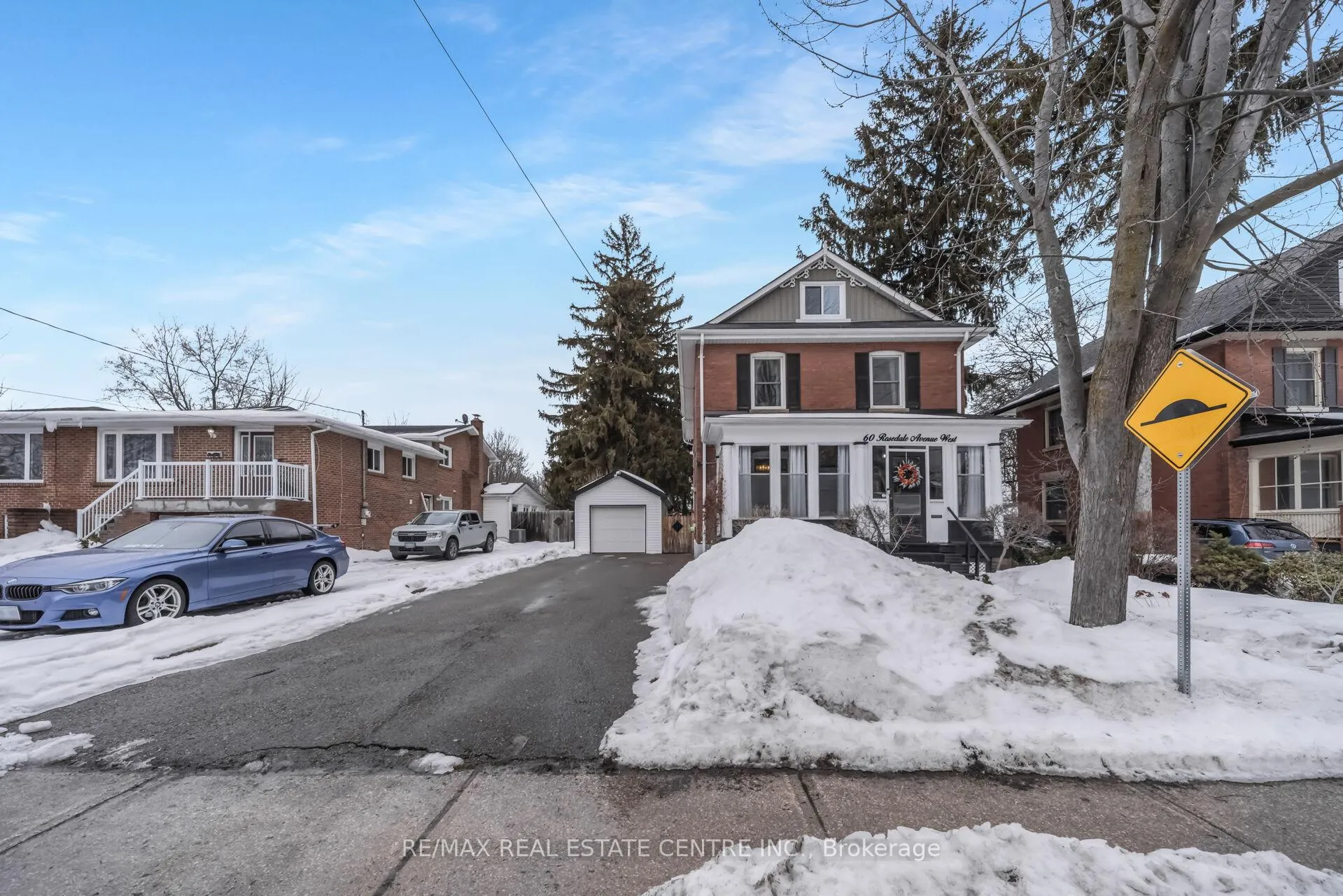 Photo 42 of 60 Rosedale Avenue W, Brampton, Downtown Brampton — HOMEH