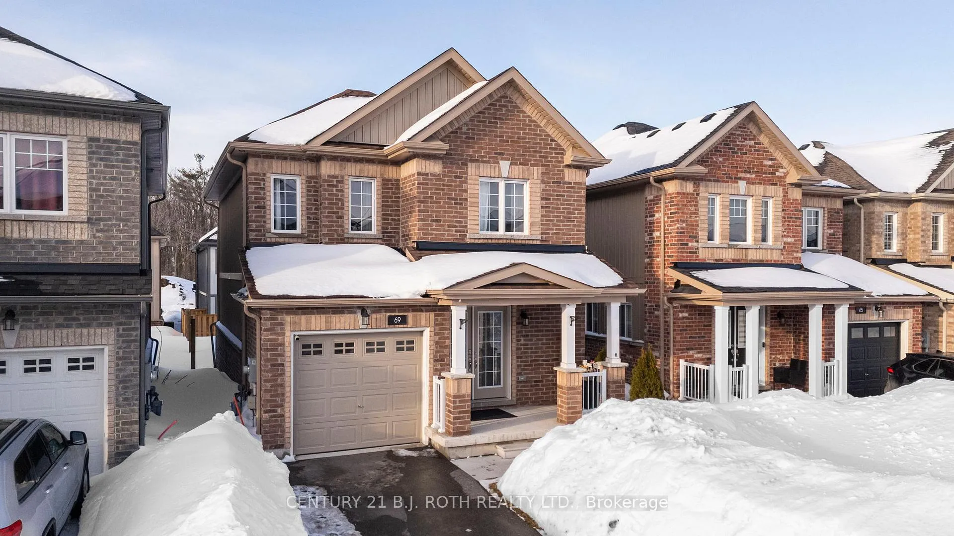 Front of 69 Alaskan Heights