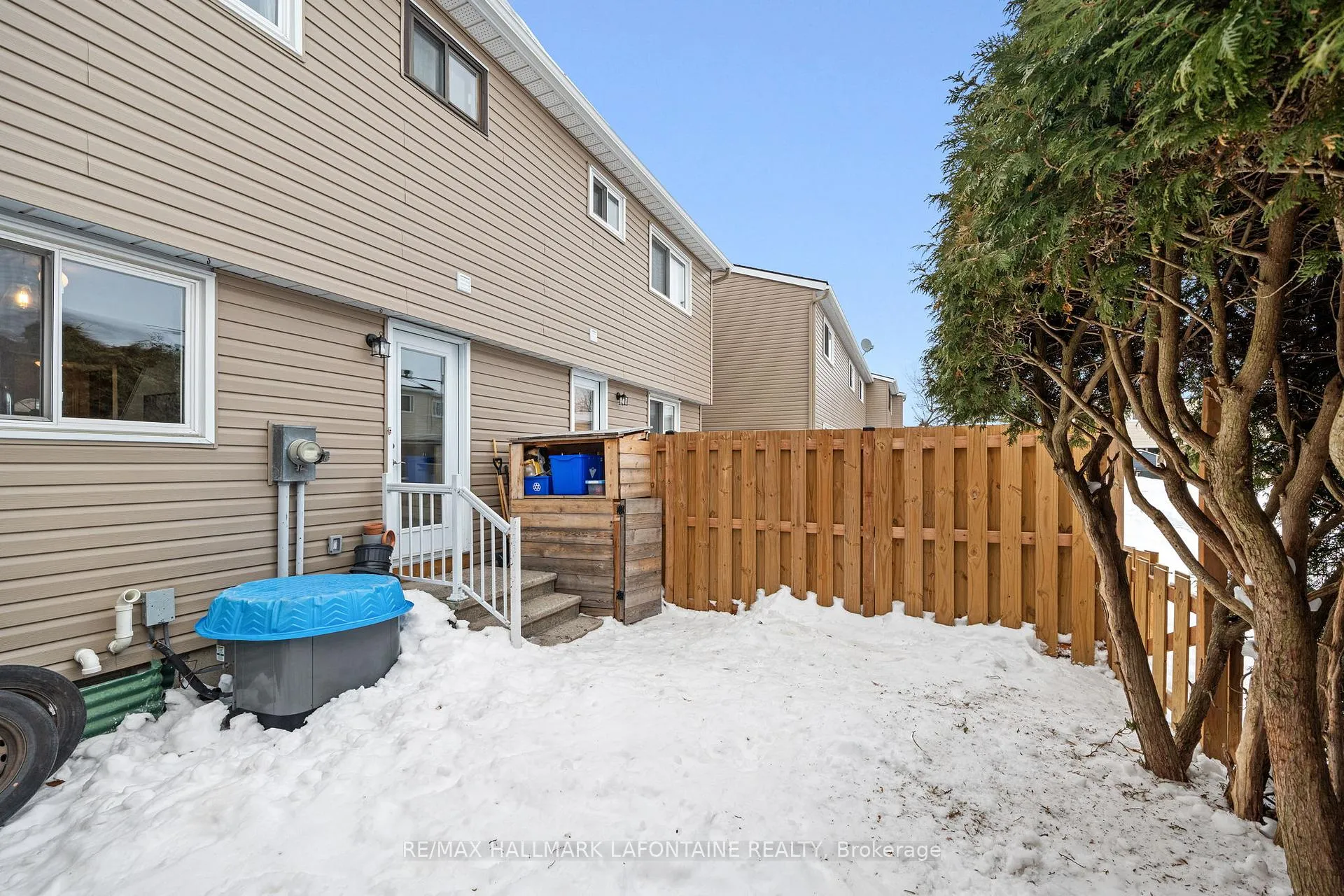 Photo 13 of 2275 Orient Park Drive, Ottawa, Blackburn Hamlet (South) — HOMEH