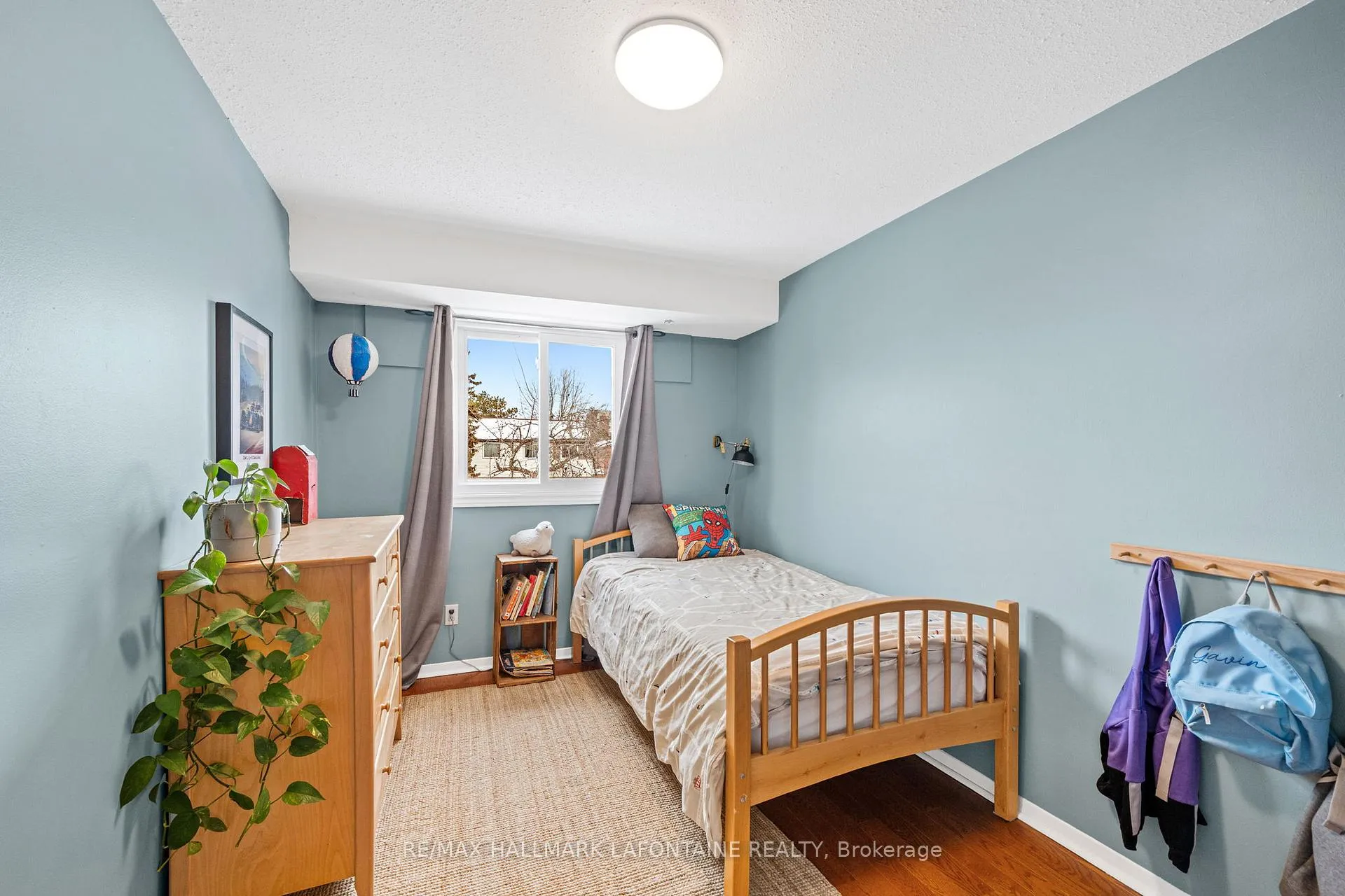 Photo 22 of 2275 Orient Park Drive, Ottawa, Blackburn Hamlet (South) — HOMEH