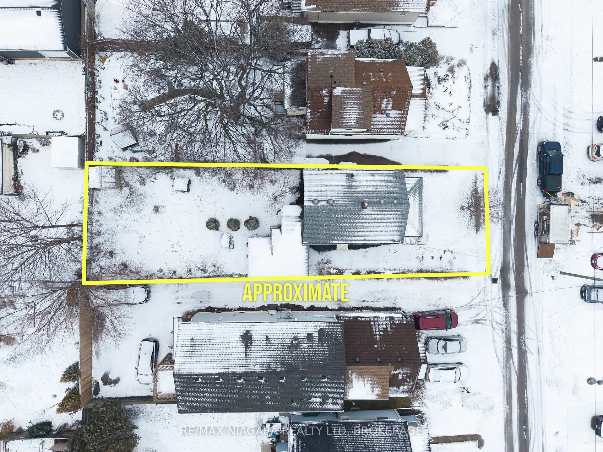 Photo 4 of 6437 Culp Street, Niagara Falls, Dorchester — HOMEH