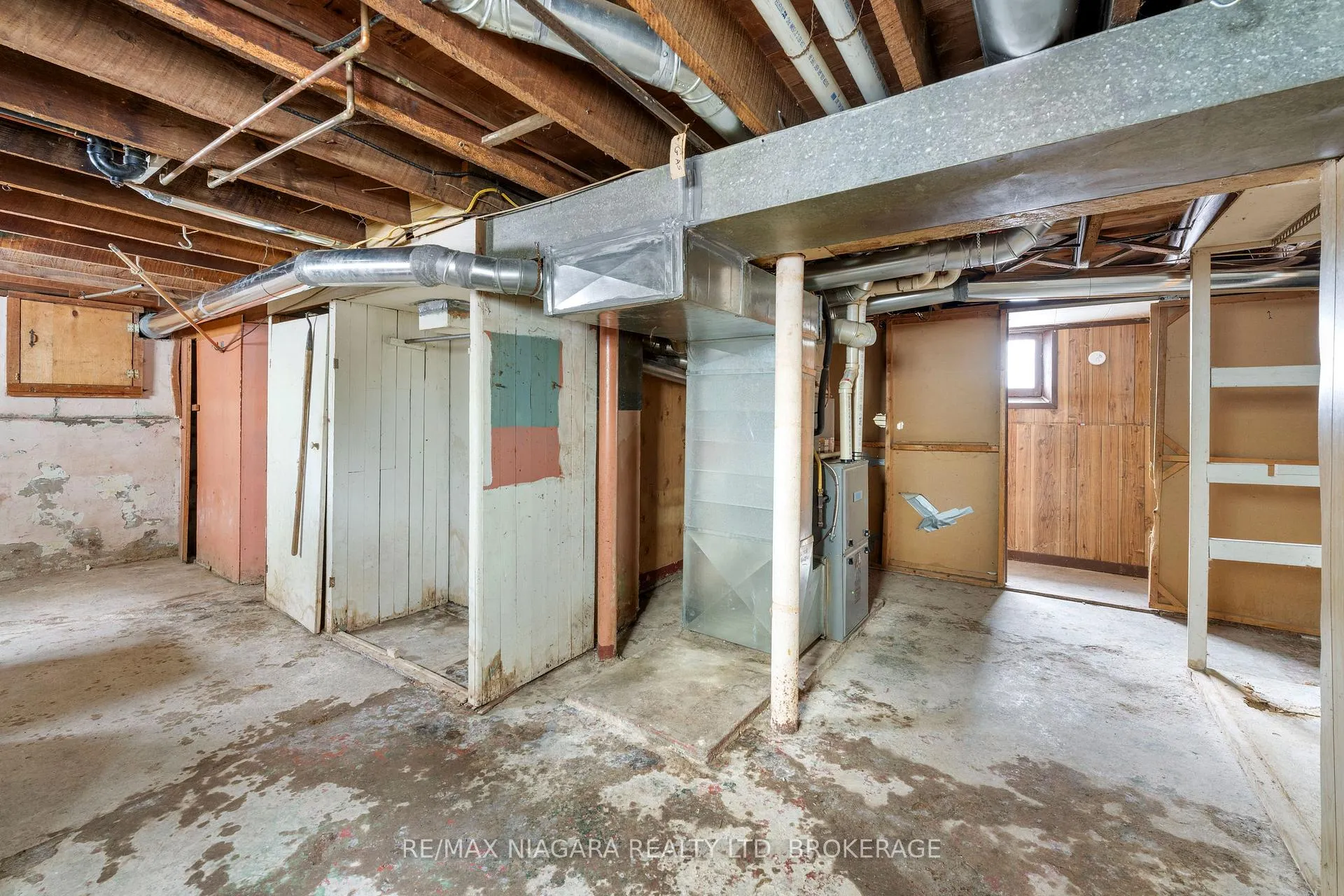 Photo 22 of 6437 Culp Street, Niagara Falls, Dorchester — HOMEH