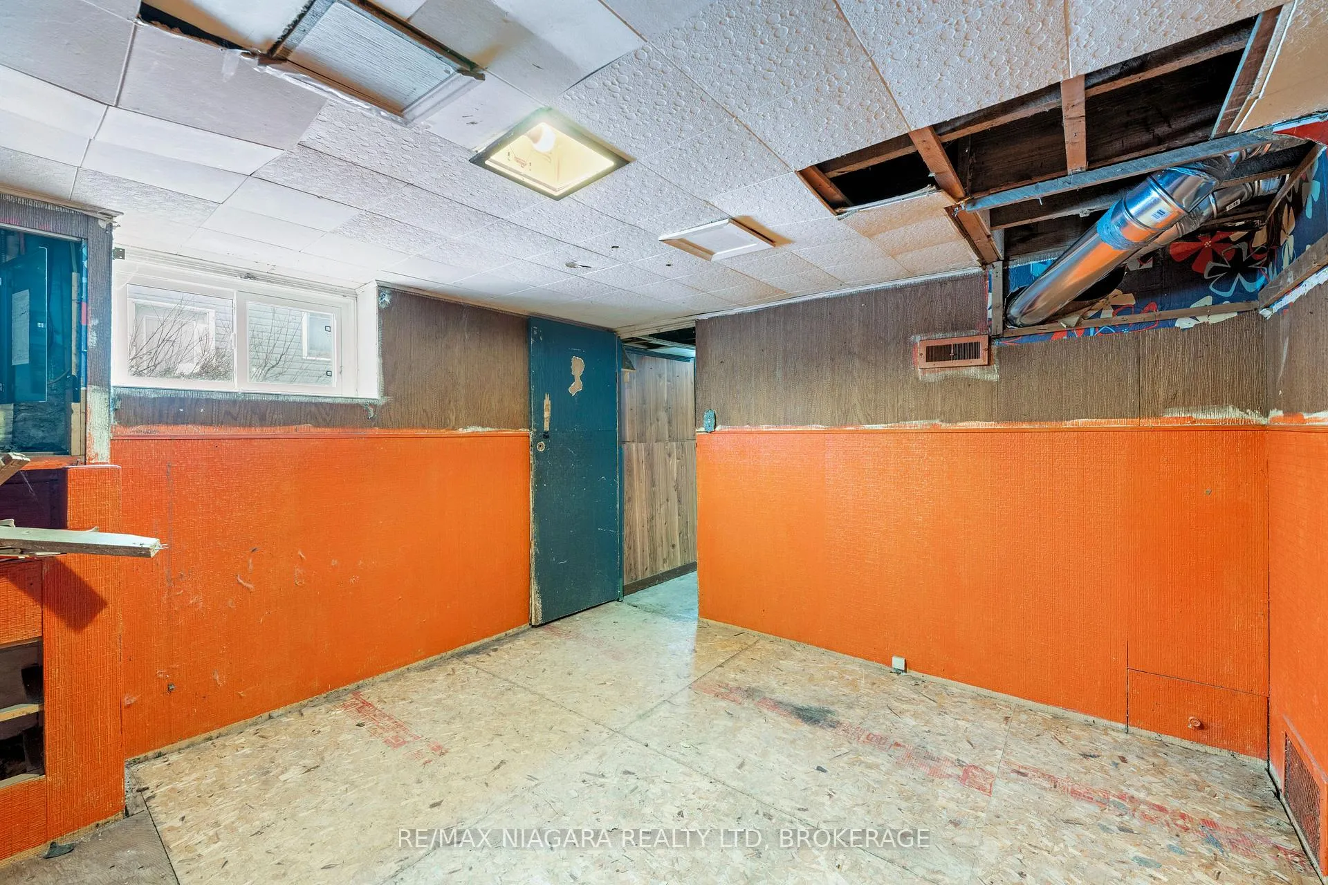 Photo 24 of 6437 Culp Street, Niagara Falls, Dorchester — HOMEH