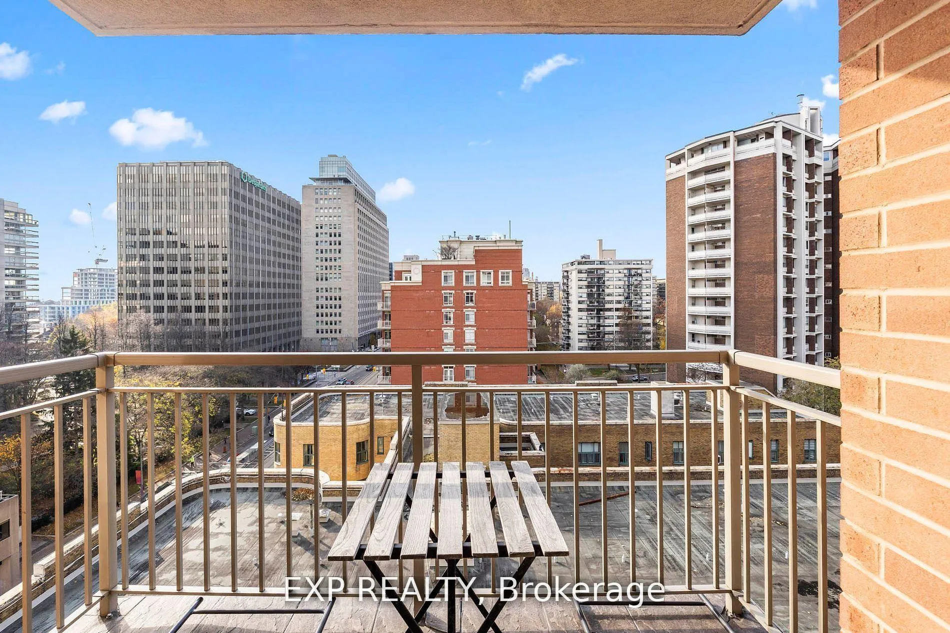 Photo 12 of Unit 1101, 60 St Clair Avenue W, Toronto, Yonge-St. Clair — HOMEH