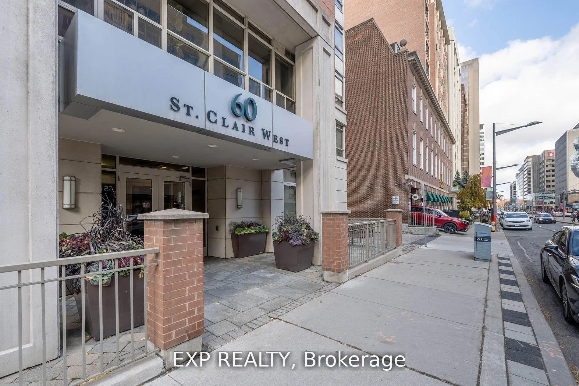 Photo 13 of Unit 1101, 60 St Clair Avenue W, Toronto, Yonge-St. Clair — HOMEH