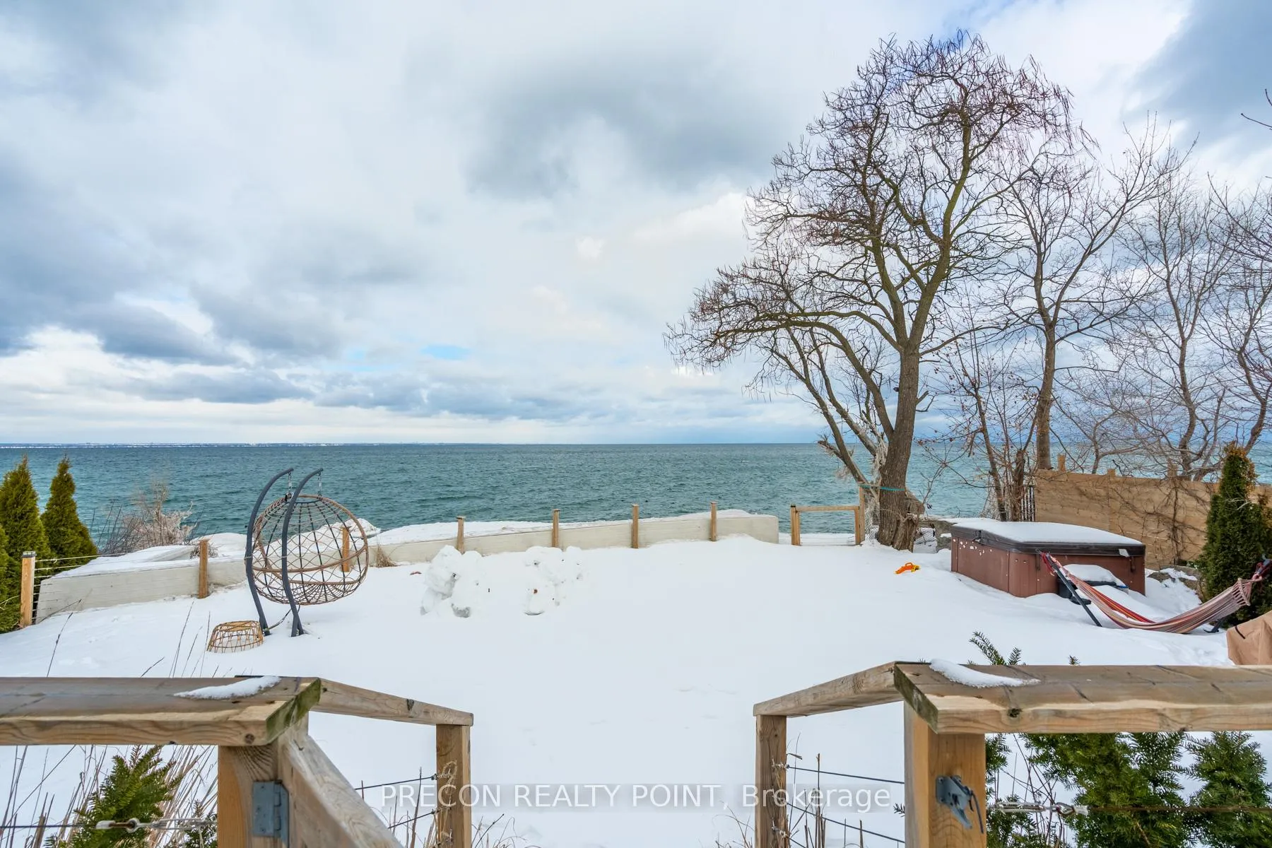 Photo 1 of 57 Lakeview Drive, Hamilton, Lakeshore — HOMEH