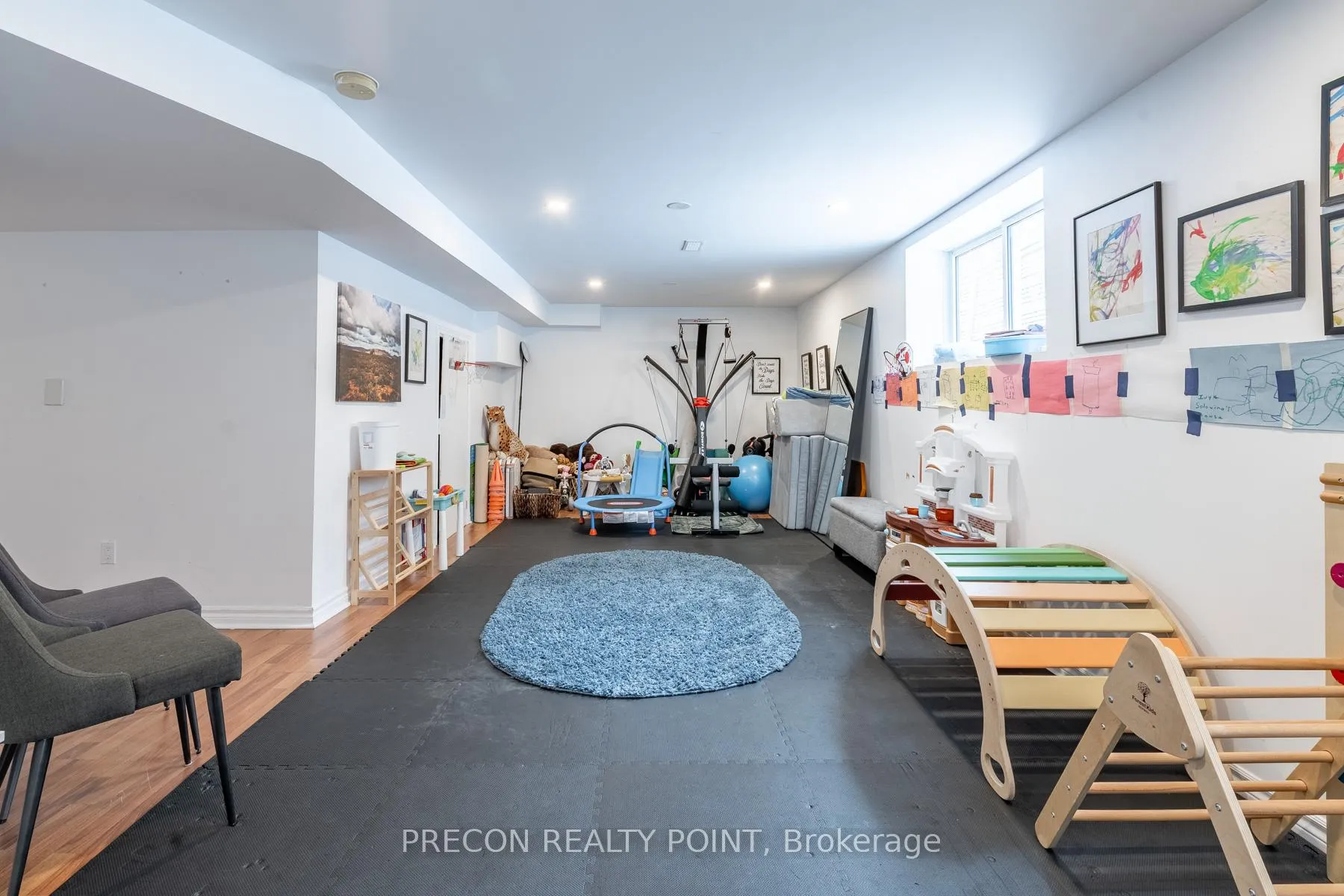 Photo 10 of 57 Lakeview Drive, Hamilton, Lakeshore — HOMEH