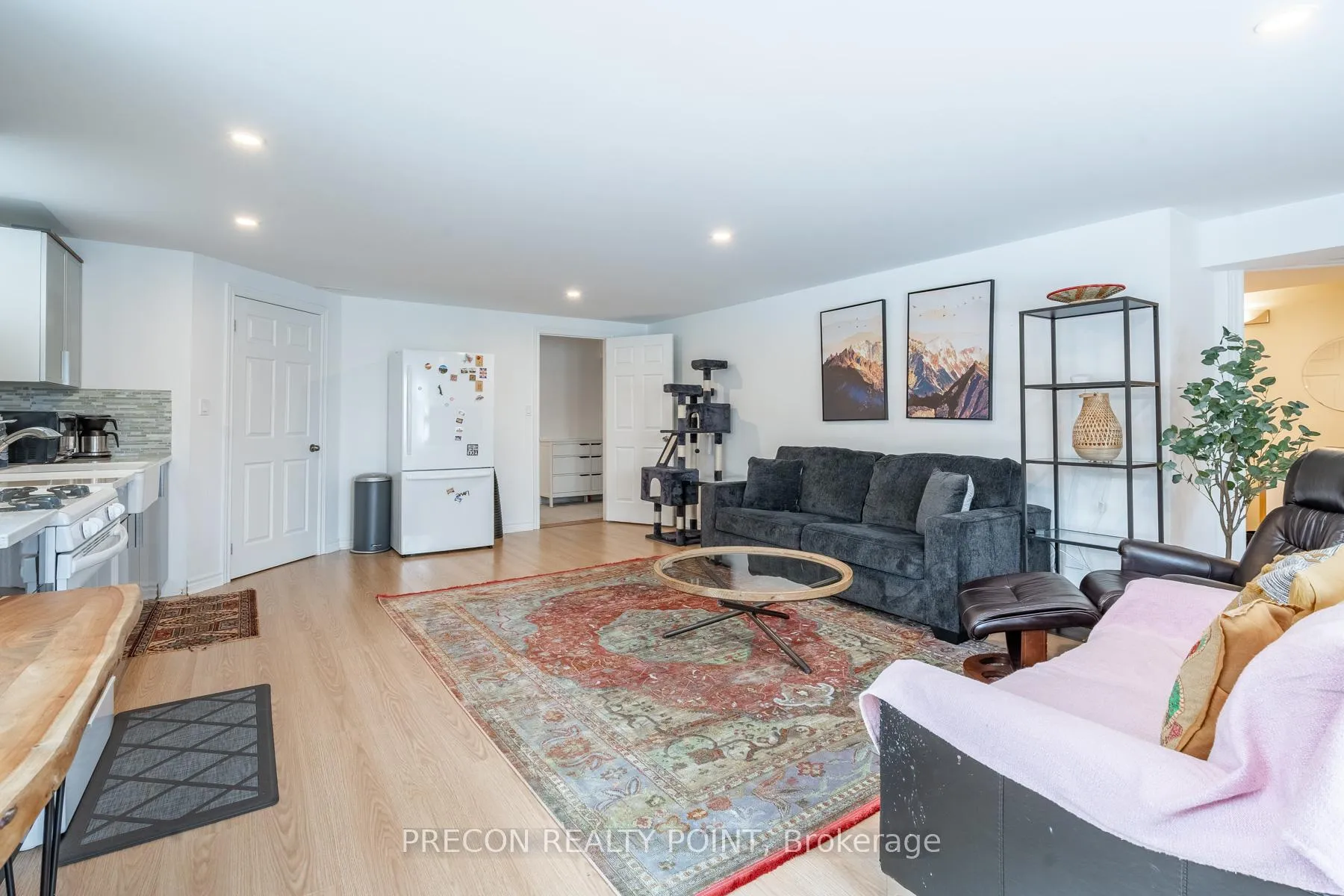 Photo 15 of 57 Lakeview Drive, Hamilton, Lakeshore — HOMEH