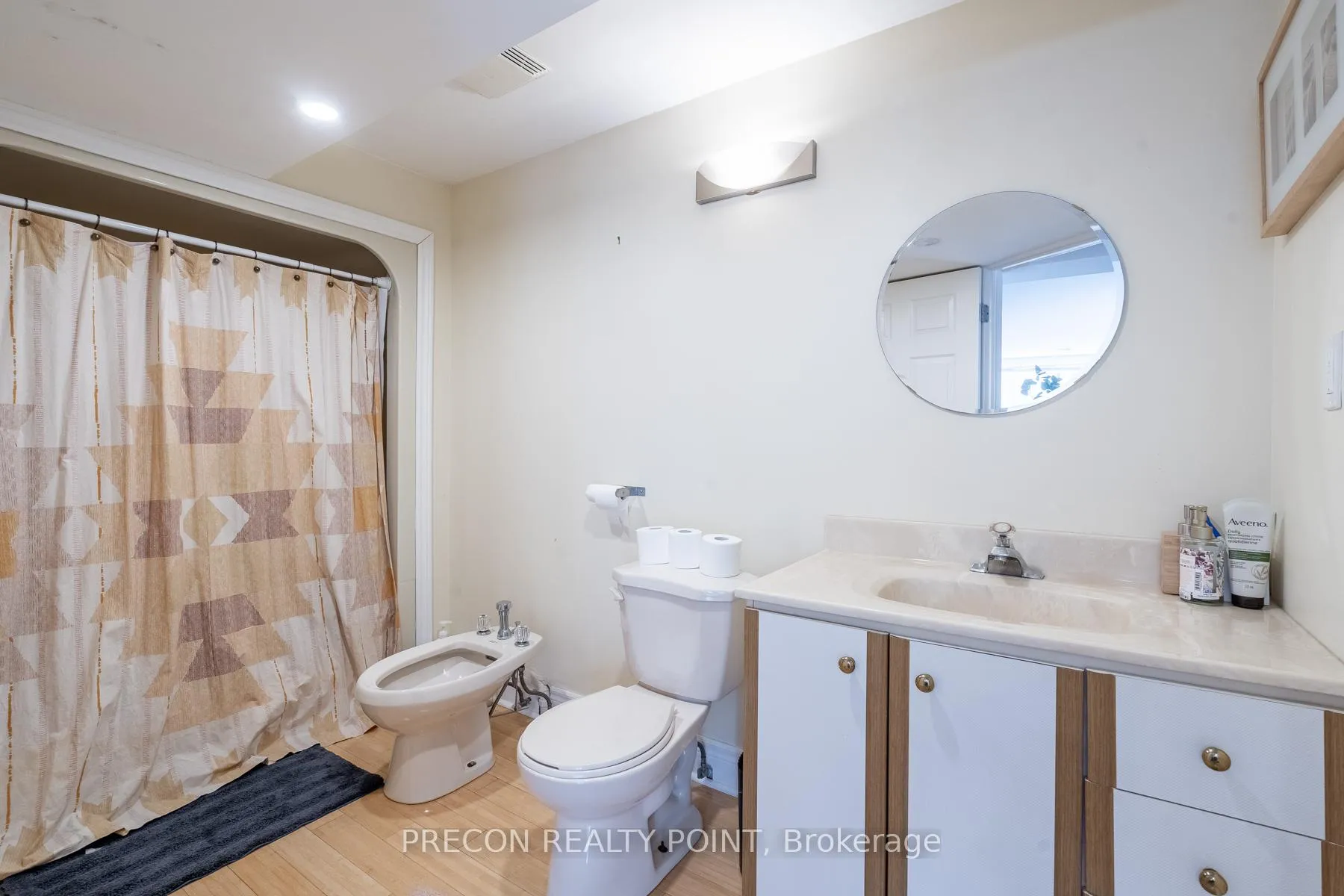 Photo 19 of 57 Lakeview Drive, Hamilton, Lakeshore — HOMEH