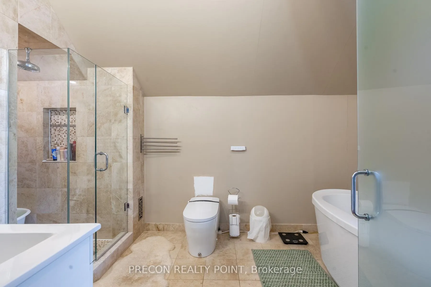 Photo 27 of 57 Lakeview Drive, Hamilton, Lakeshore — HOMEH