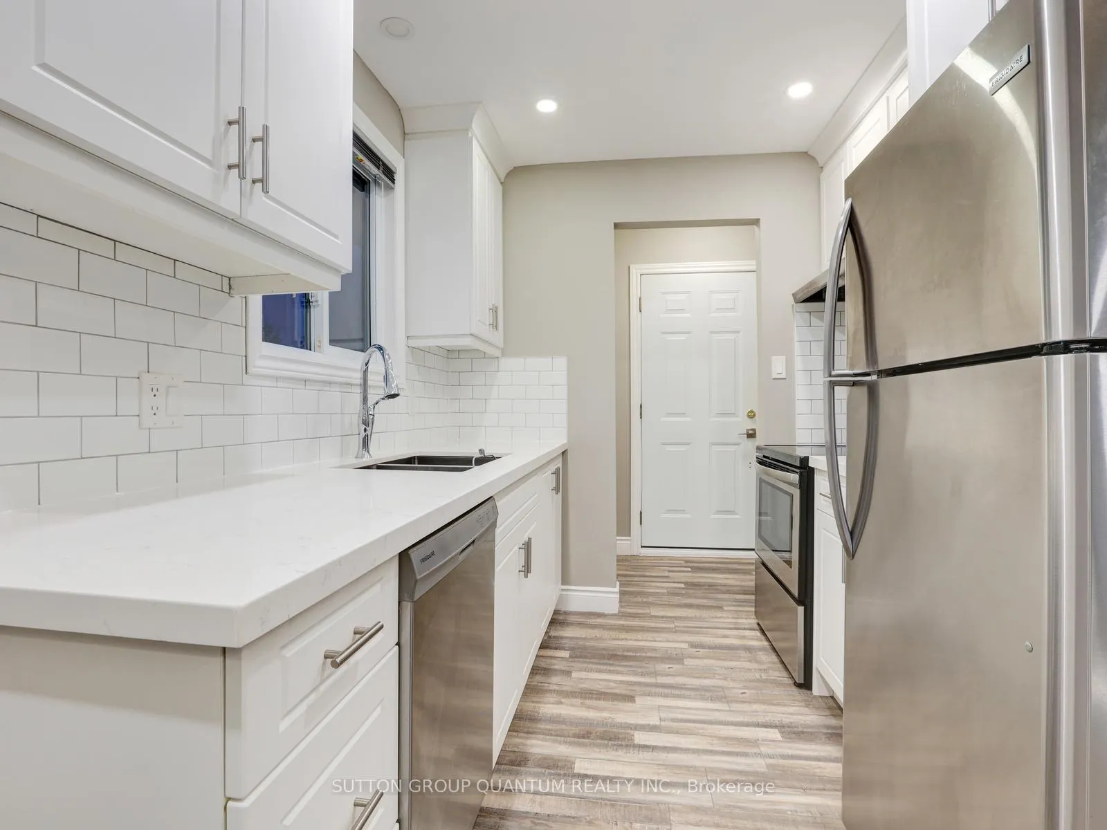 Photo 10 of Unit #UPPER, 55 Silver Aspen Crescent, Kitchener — HOMEH