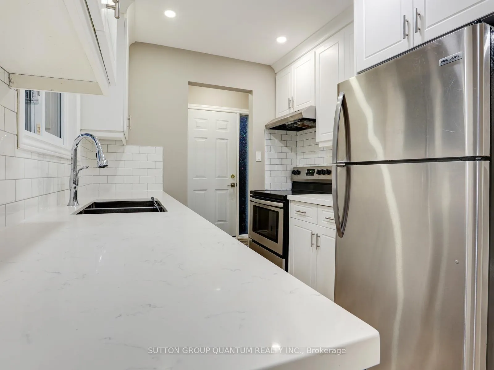 Photo 11 of Unit #UPPER, 55 Silver Aspen Crescent, Kitchener — HOMEH