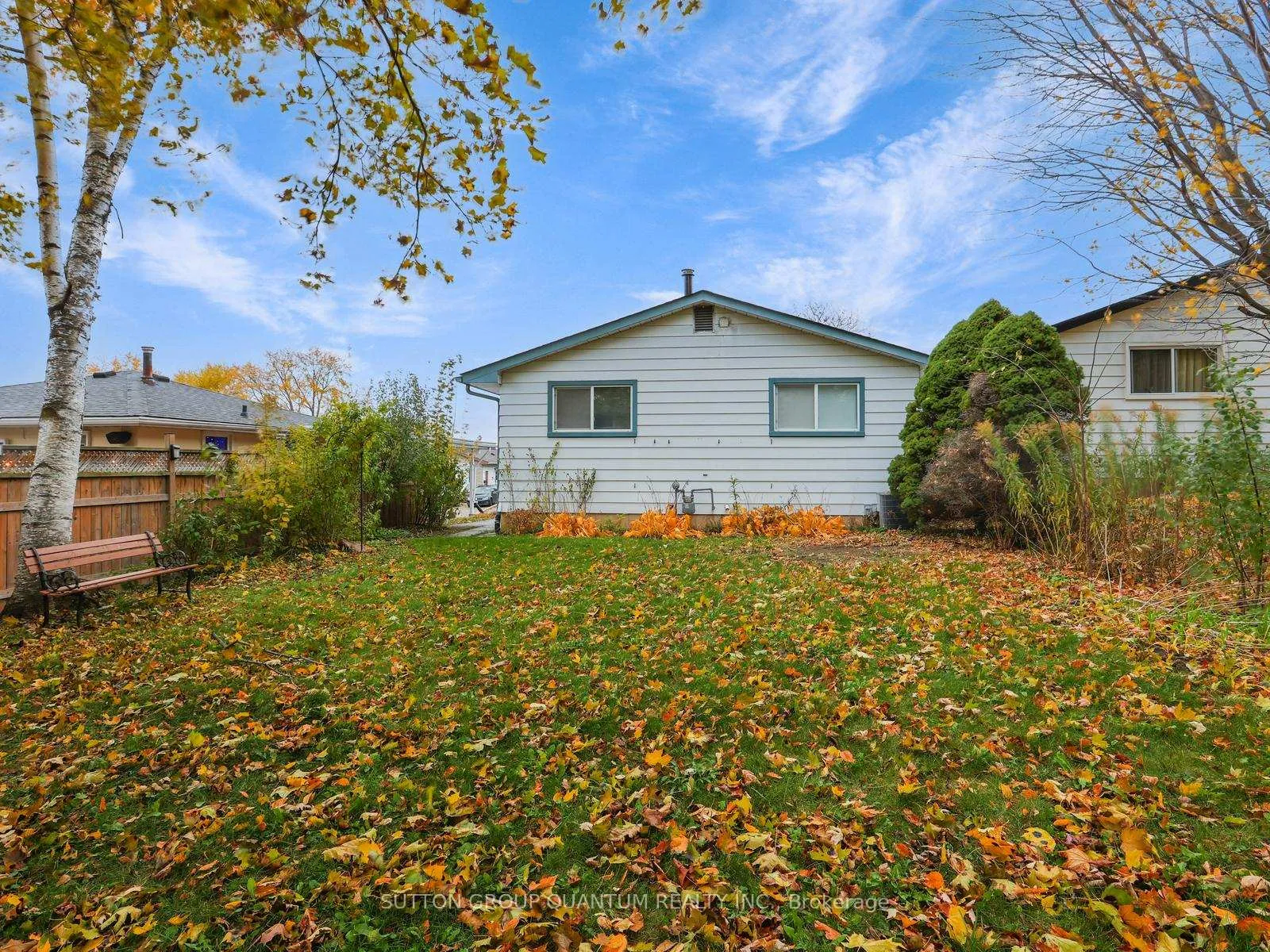 Photo 33 of Unit #UPPER, 55 Silver Aspen Crescent, Kitchener — HOMEH