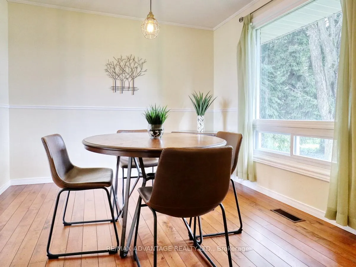 Photo 12 of 17248 Wyton Drive, Thames Centre, Rural Thames Centre — HOMEH
