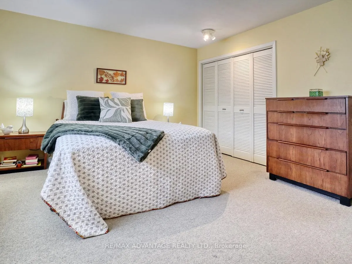 Photo 17 of 17248 Wyton Drive, Thames Centre, Rural Thames Centre — HOMEH