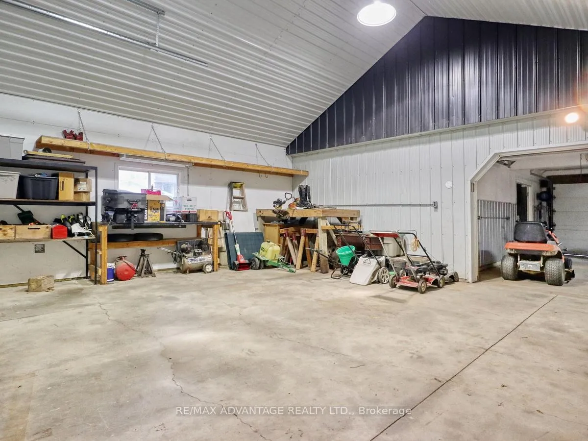 Photo 34 of 17248 Wyton Drive, Thames Centre, Rural Thames Centre — HOMEH