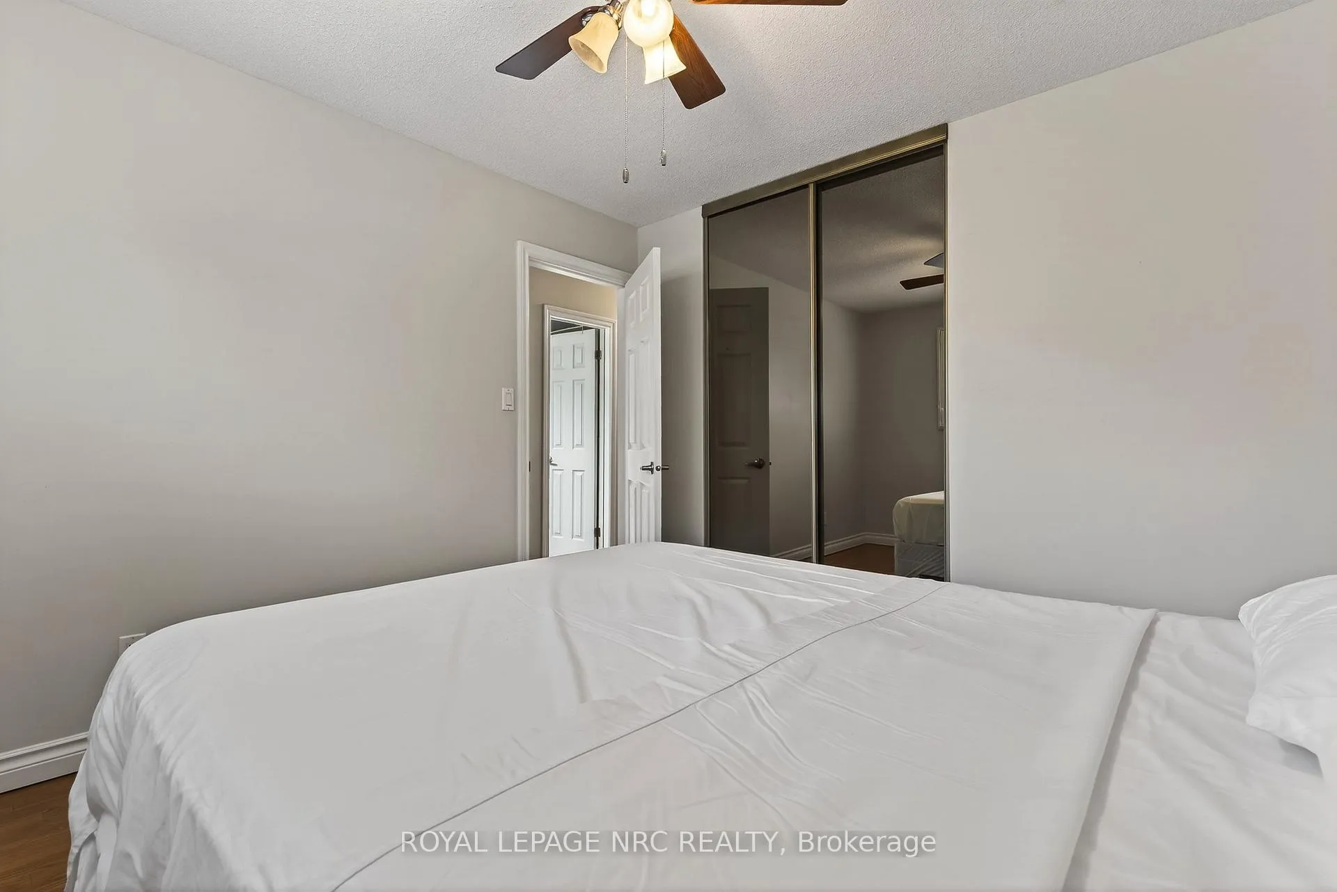 Photo 19 of 3292 Appleford Avenue, Niagara Falls, Casey — HOMEH