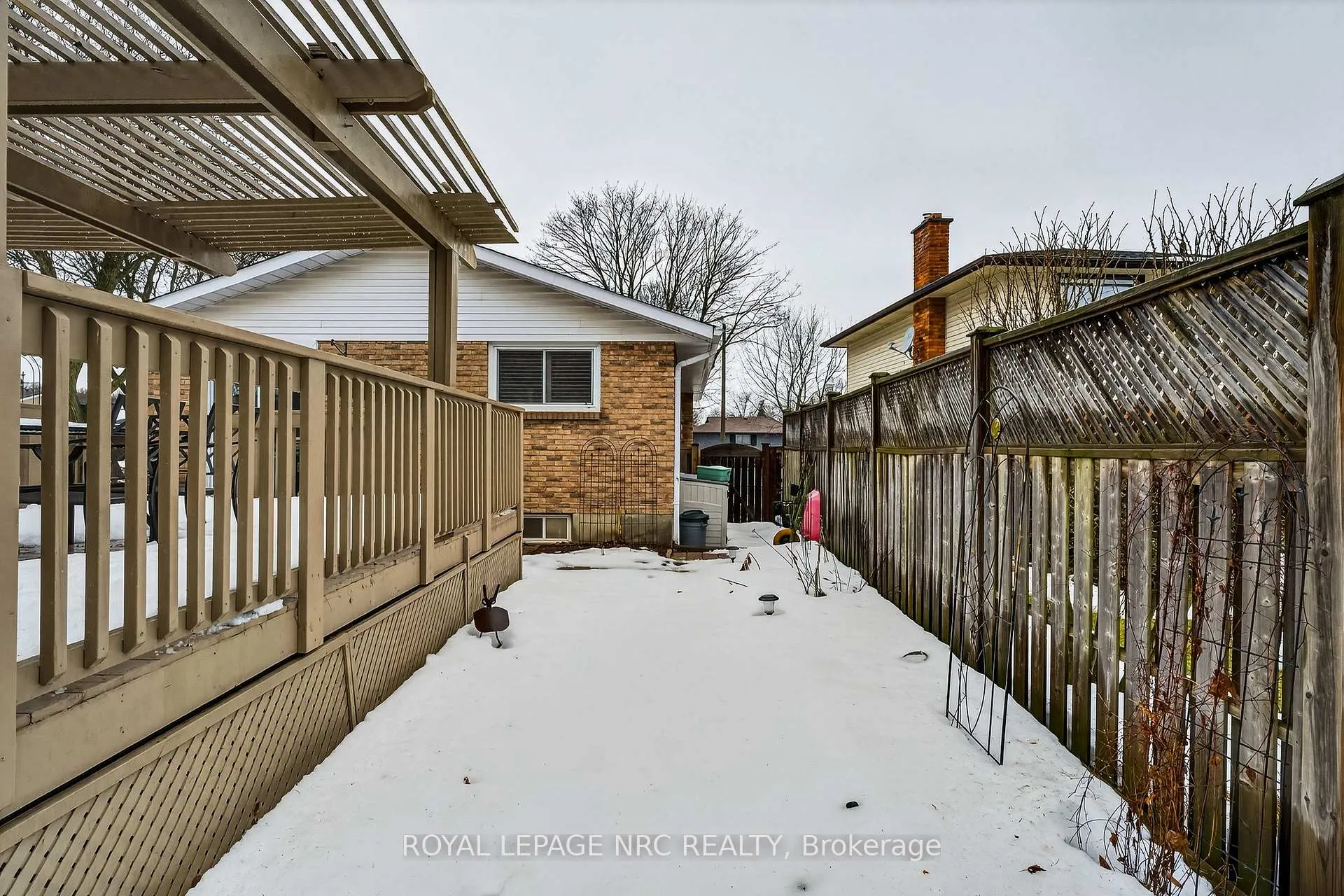 Photo 42 of 3292 Appleford Avenue, Niagara Falls, Casey — HOMEH