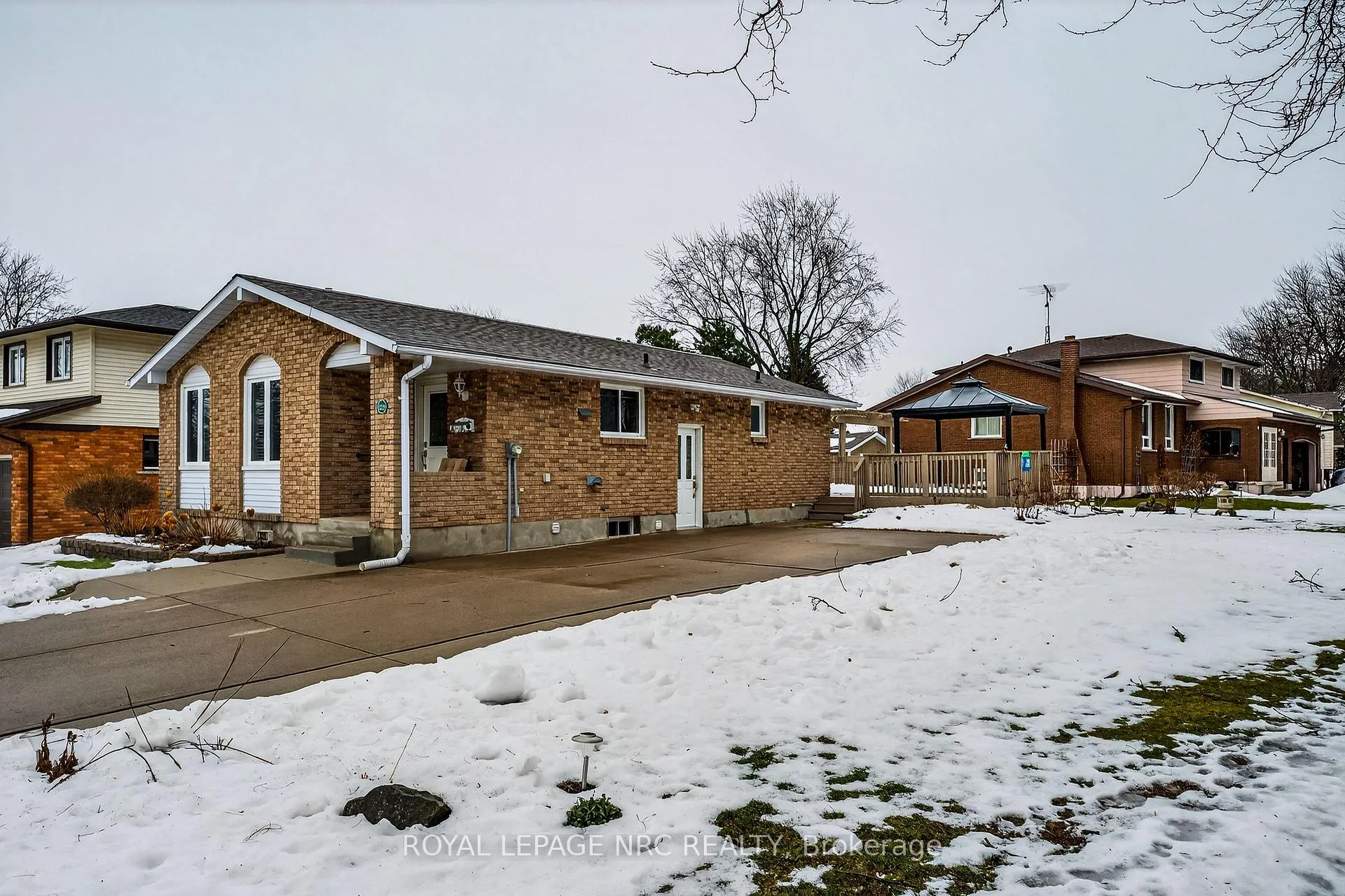 Photo 44 of 3292 Appleford Avenue, Niagara Falls, Casey — HOMEH