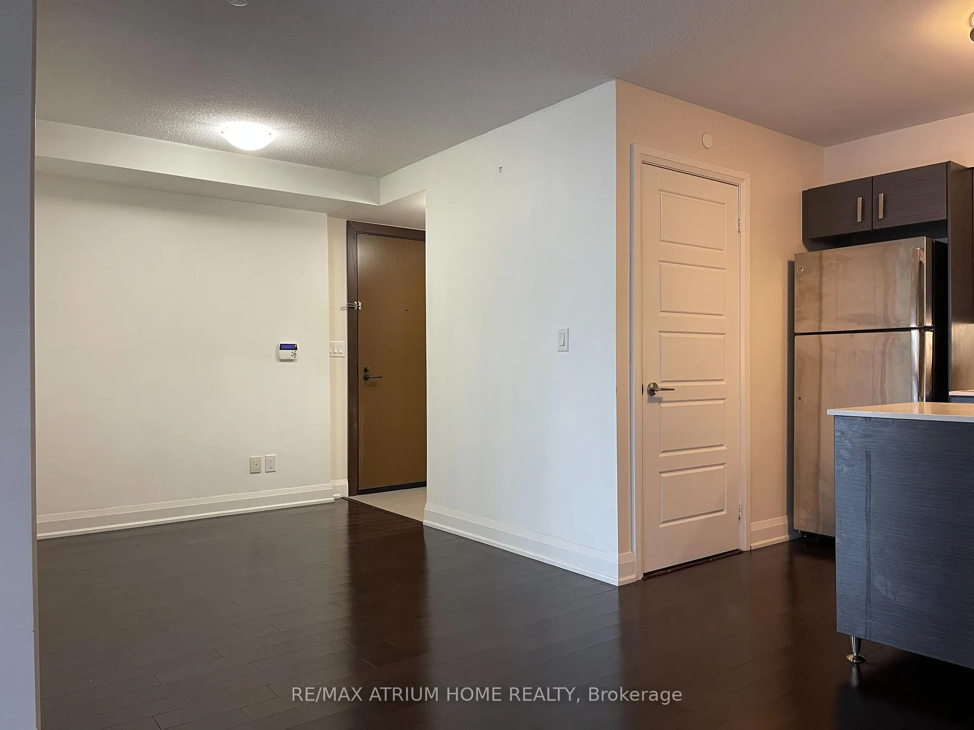 Photo 2 of Unit 1206, 1 Uptown Drive, Markham, Unionville — HOMEH