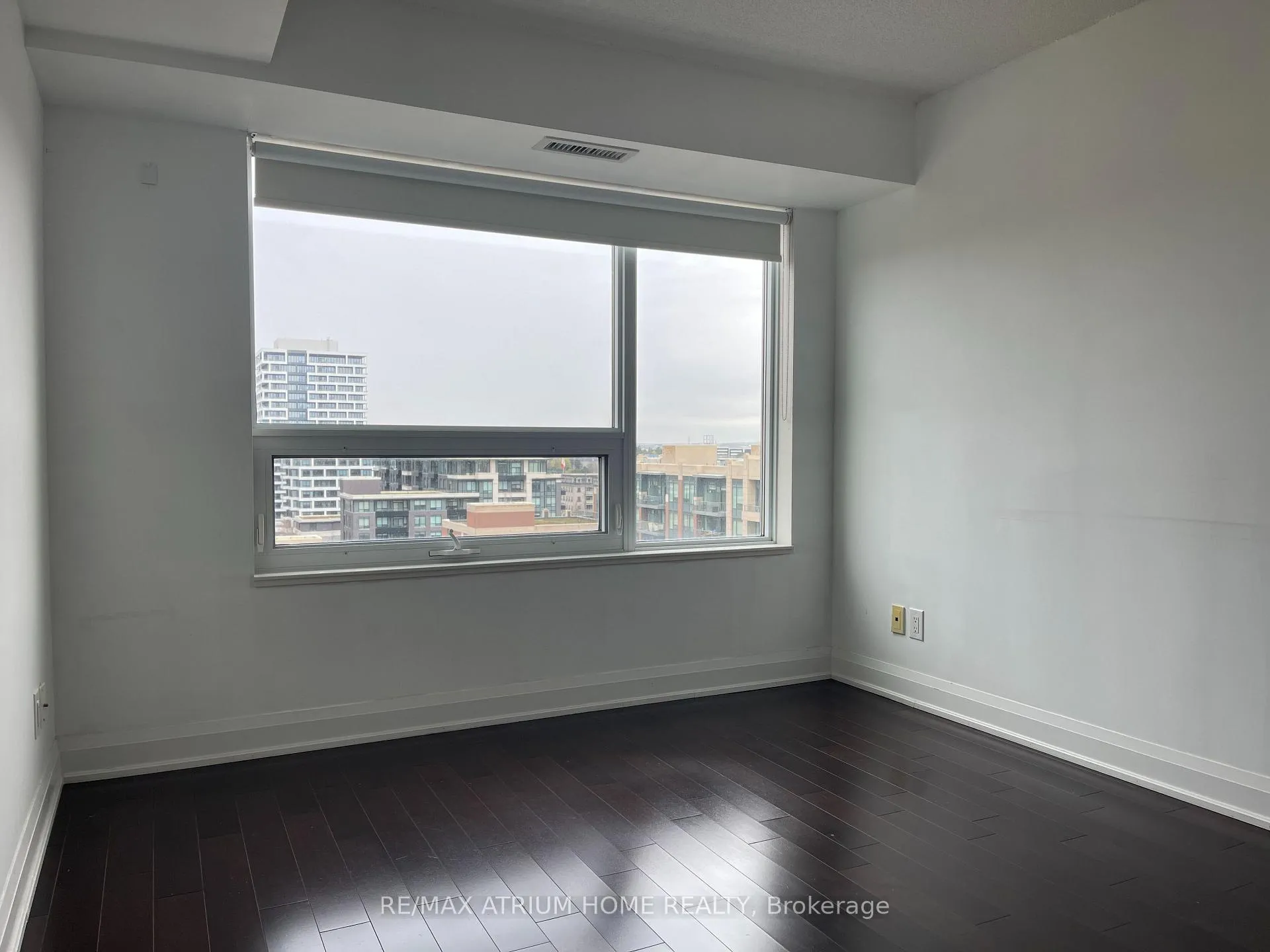 Photo 5 of Unit 1206, 1 Uptown Drive, Markham, Unionville — HOMEH