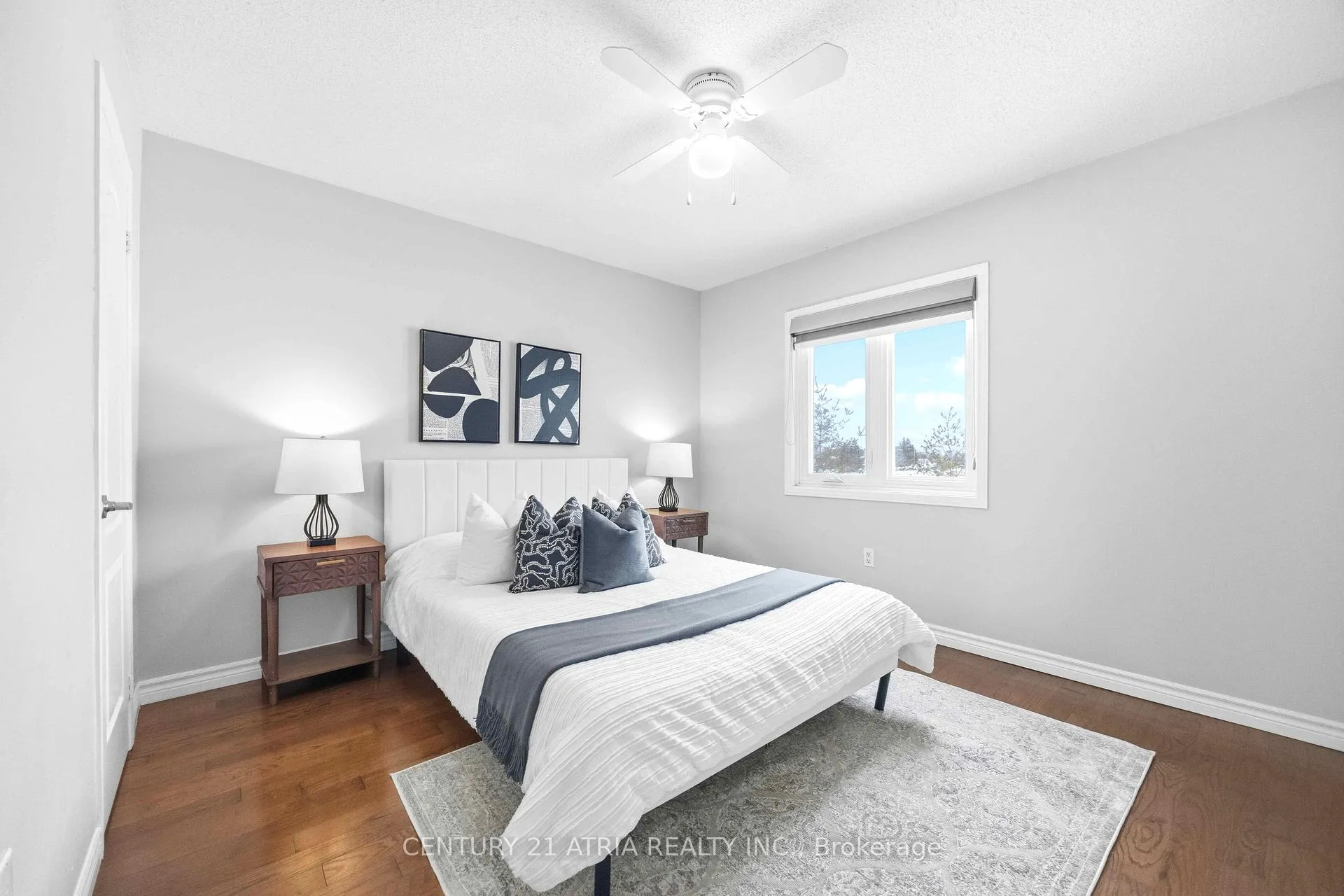 Photo 20 of 33 Eddington Place, Vaughan, Maple — HOMEH
