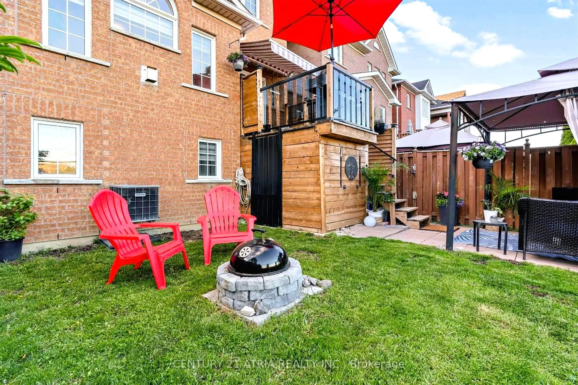 Photo 29 of 33 Eddington Place, Vaughan, Maple — HOMEH