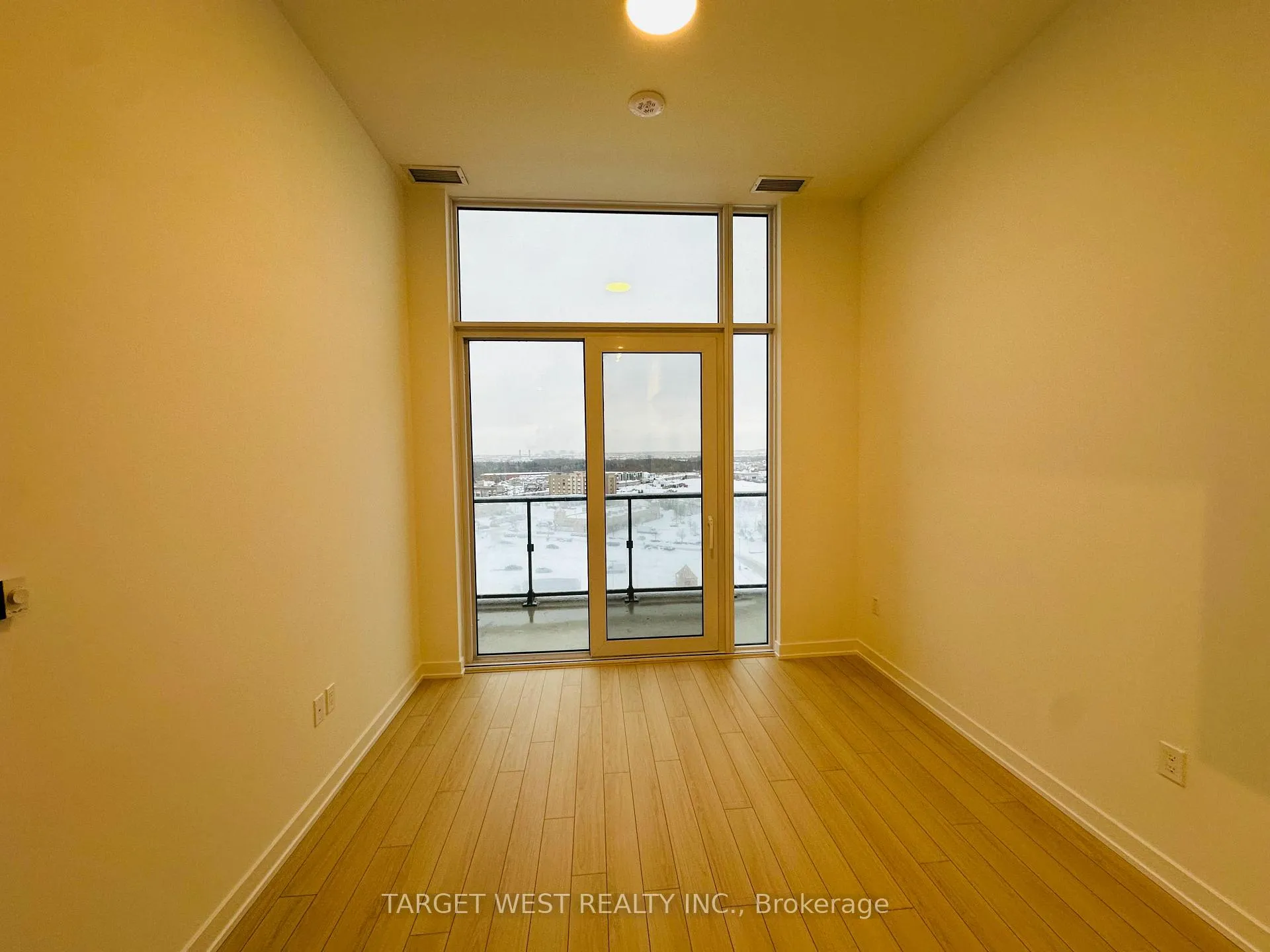 Photo 6 of Unit 914, 15 Skyridge Drive, Brampton, Bram East — HOMEH